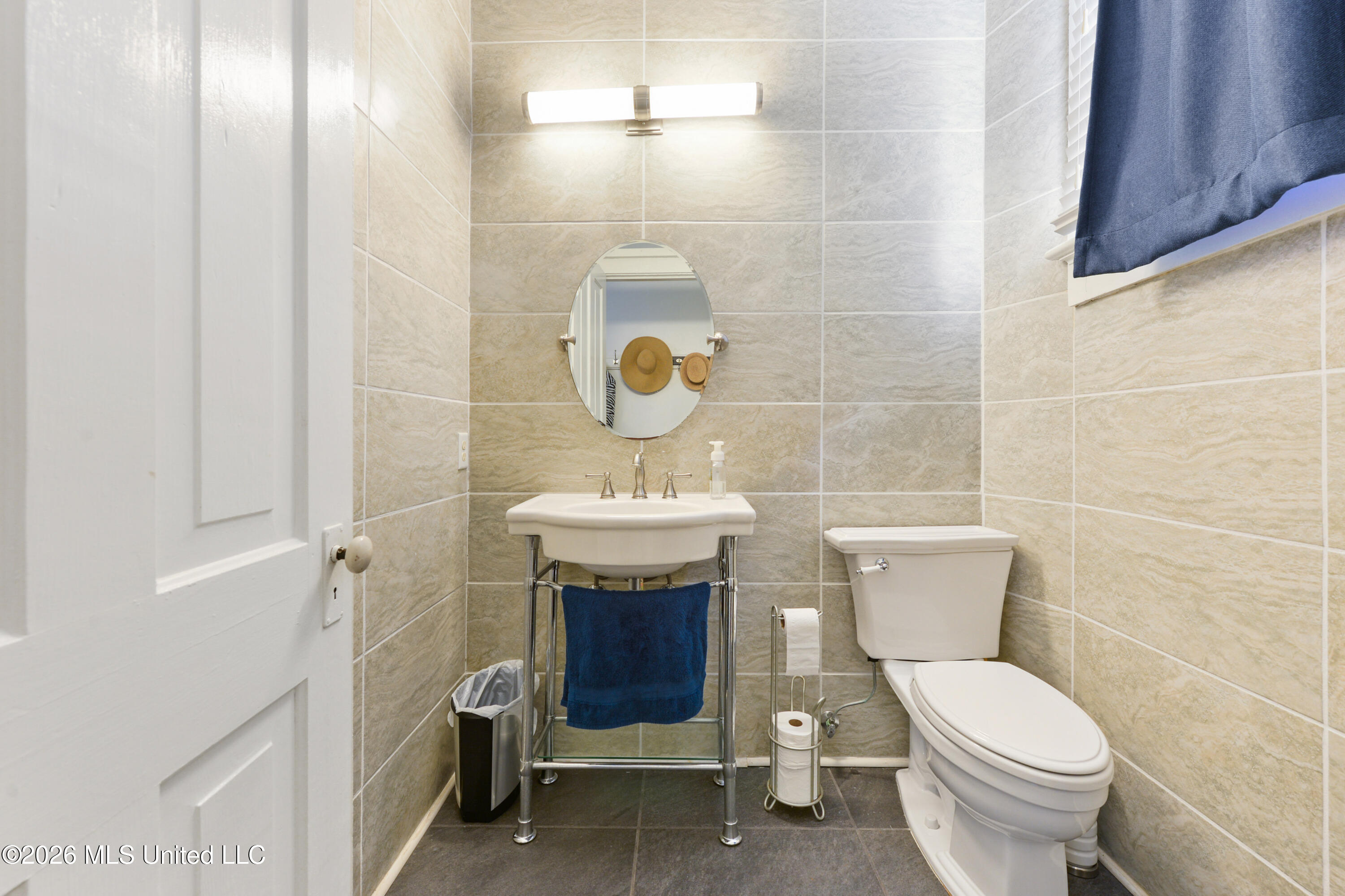 620 Howard Avenue Property Photo 14