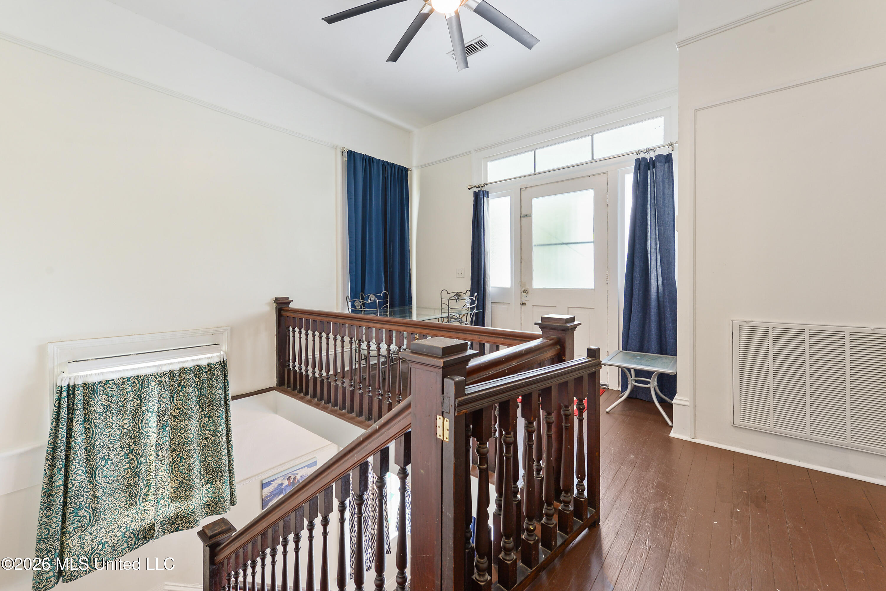 620 Howard Avenue Property Photo 16