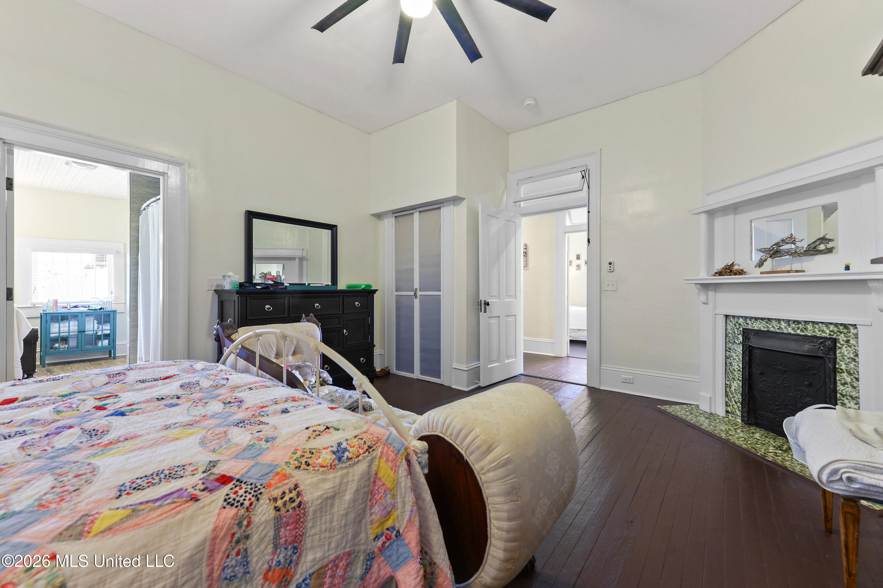 620 Howard Avenue Property Photo 18