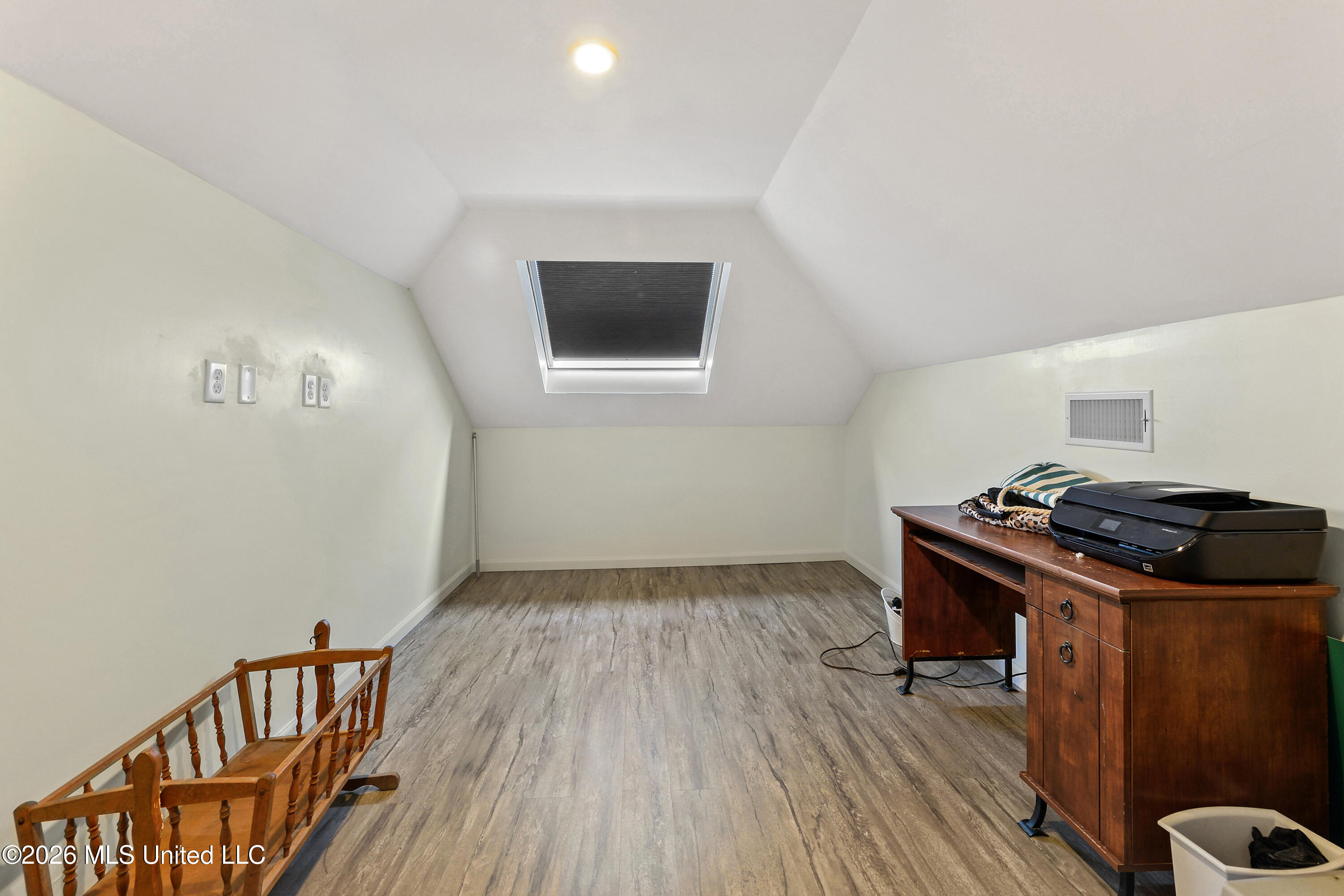 620 Howard Avenue Property Photo 26