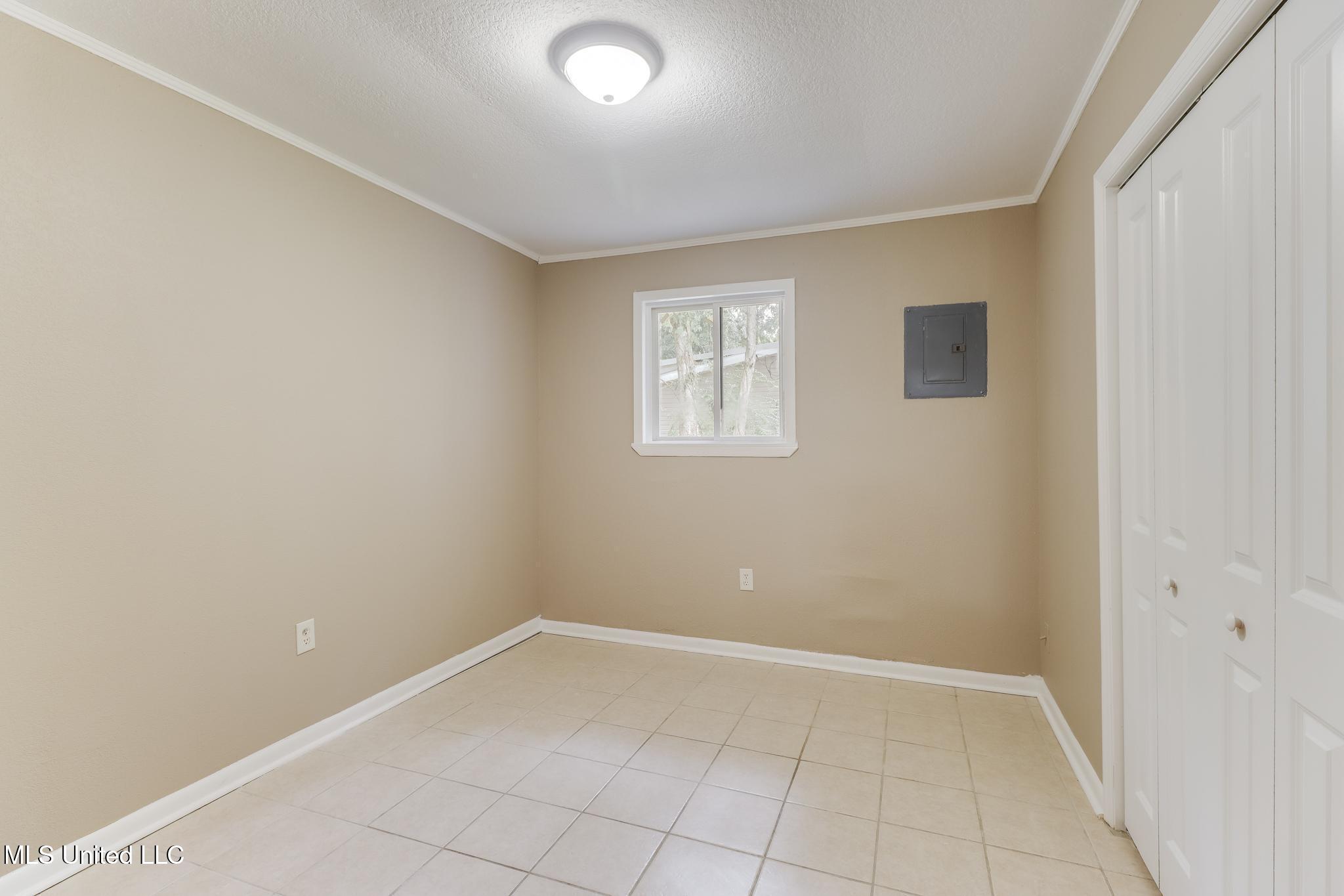 511 E Old Pass Road Property Photo 16