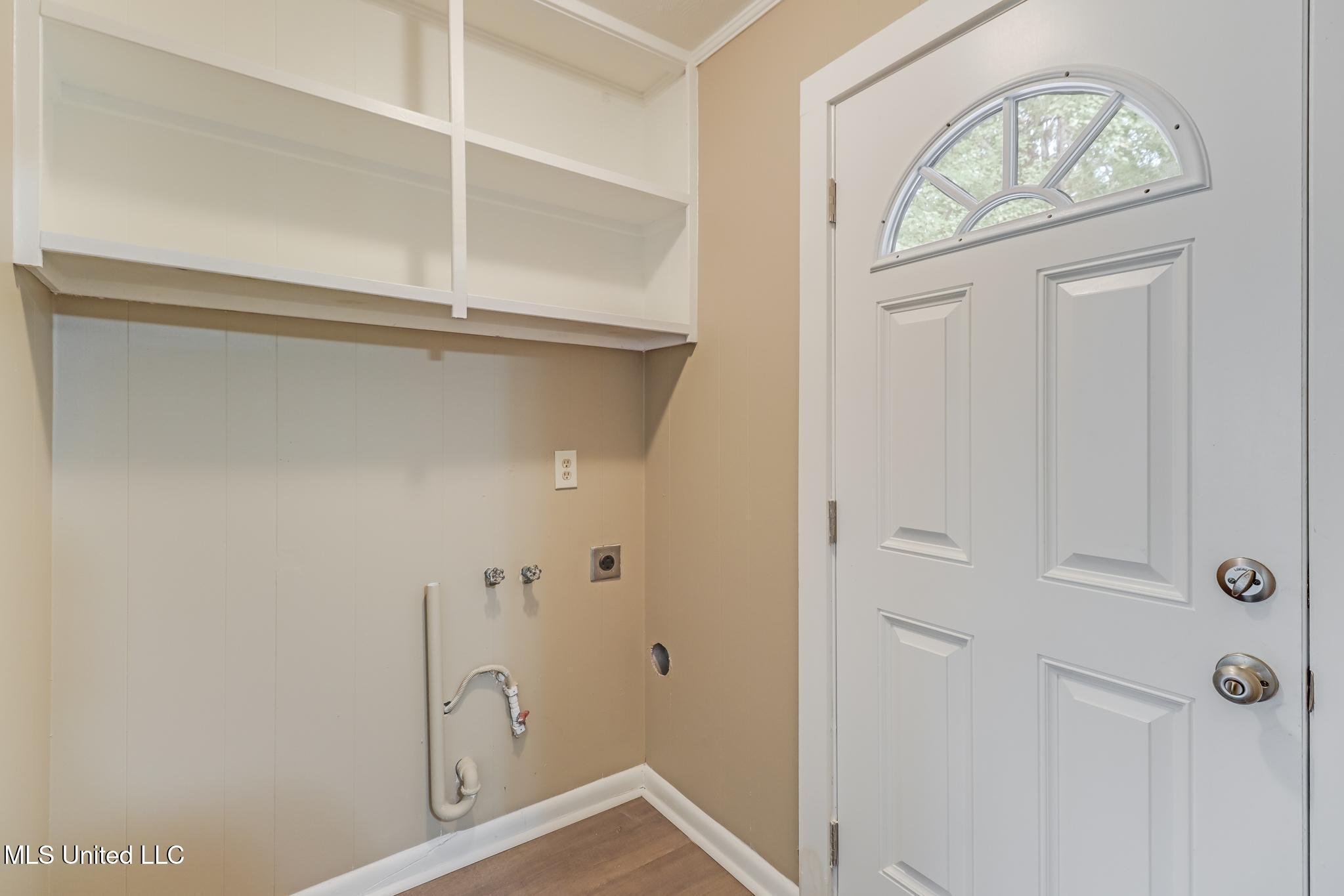 511 E Old Pass Road Property Photo 18