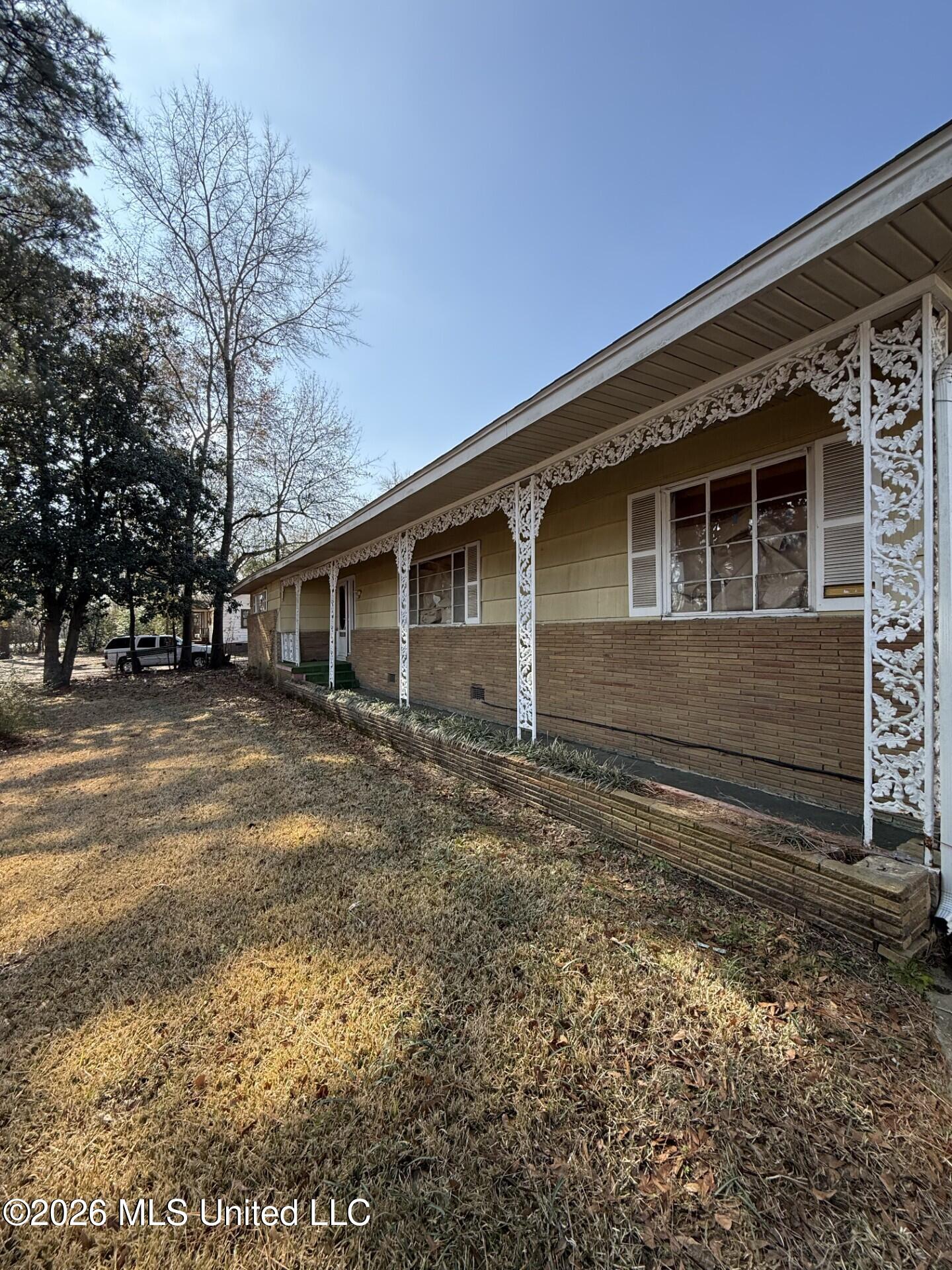 4407 Sunset Drive Property Photo 2