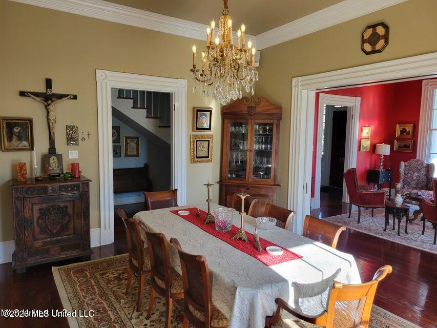 708 Orleans Street Property Photo 7