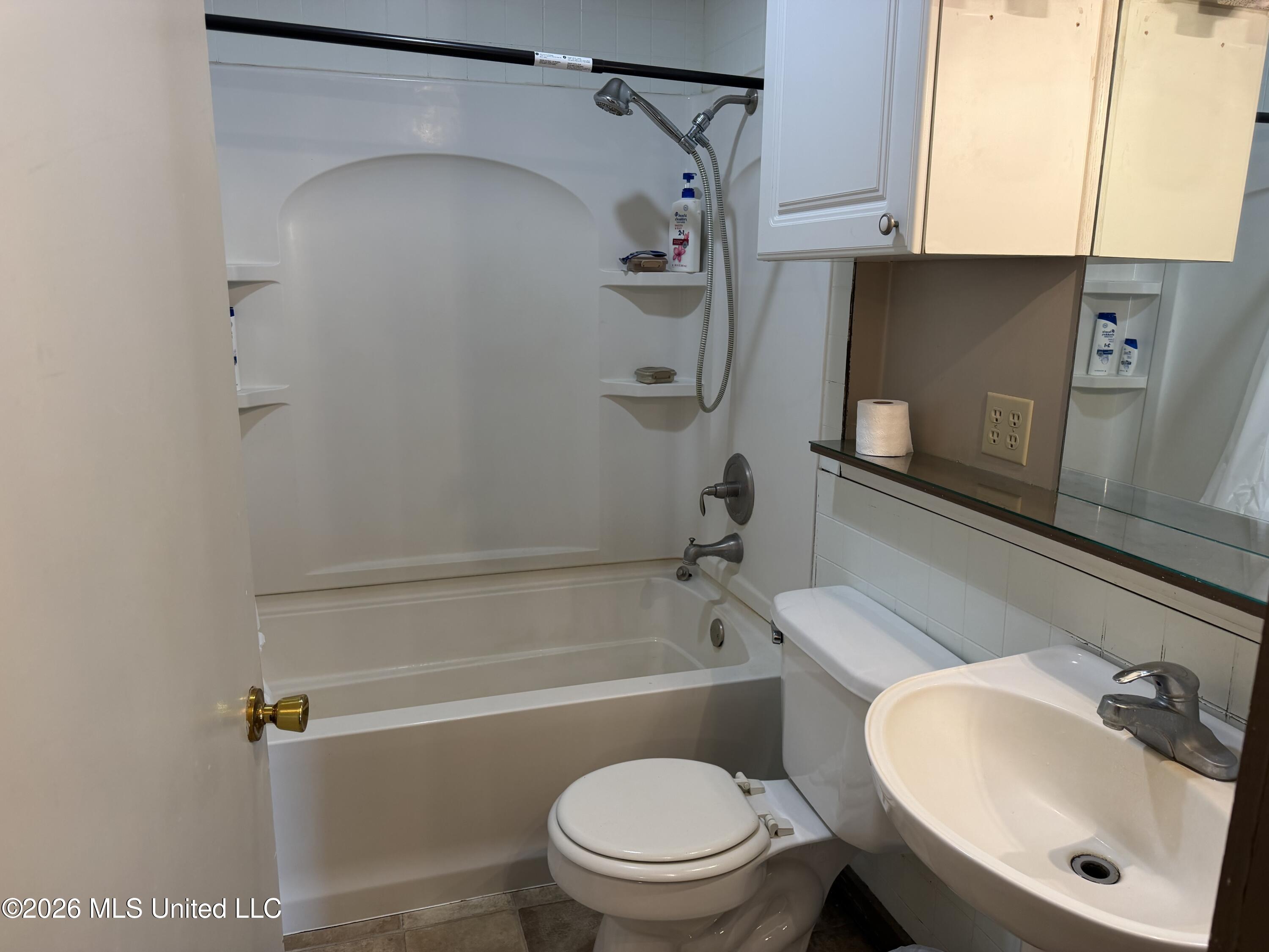 11 Knotts Road Property Photo 15
