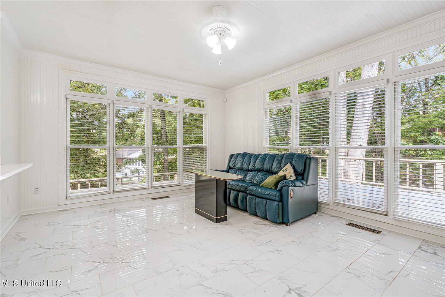 1590 Epping Forest Drive Property Photo 13