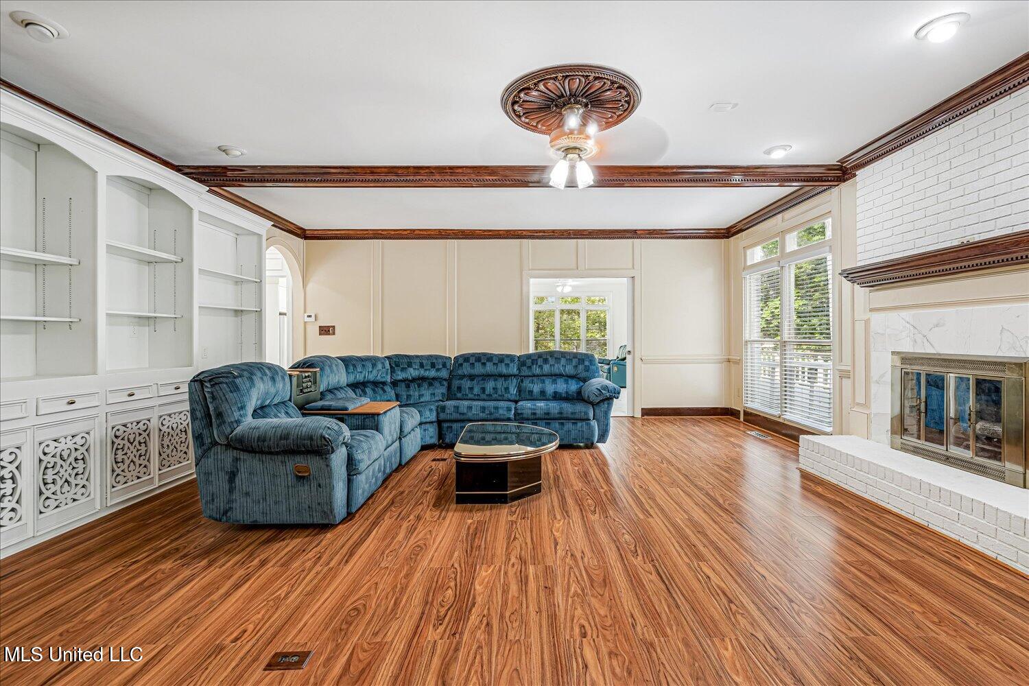 1590 Epping Forest Drive Property Photo 16
