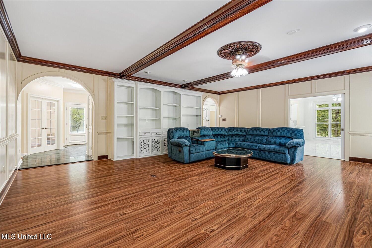 1590 Epping Forest Drive Property Photo 17