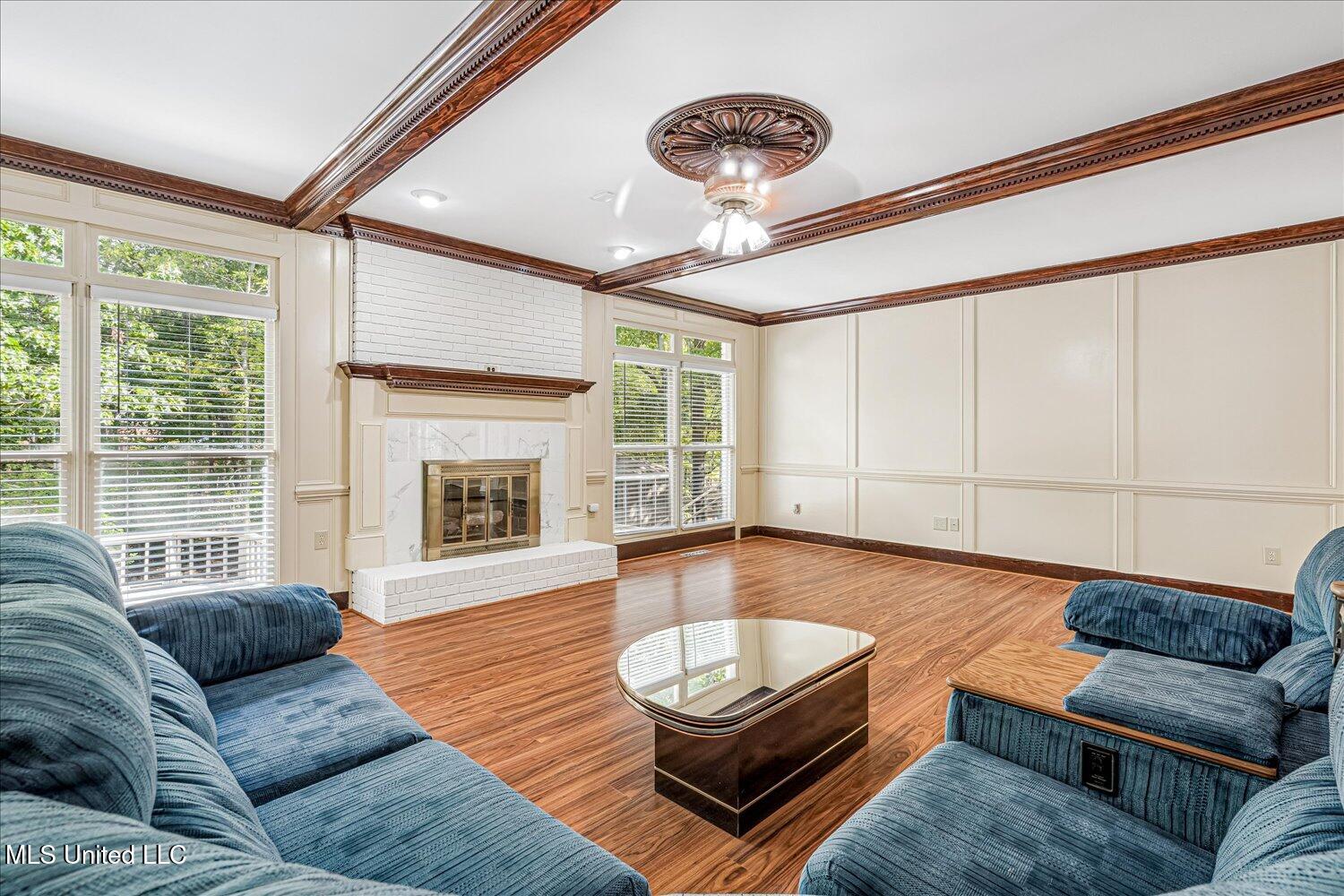 1590 Epping Forest Drive Property Photo 18