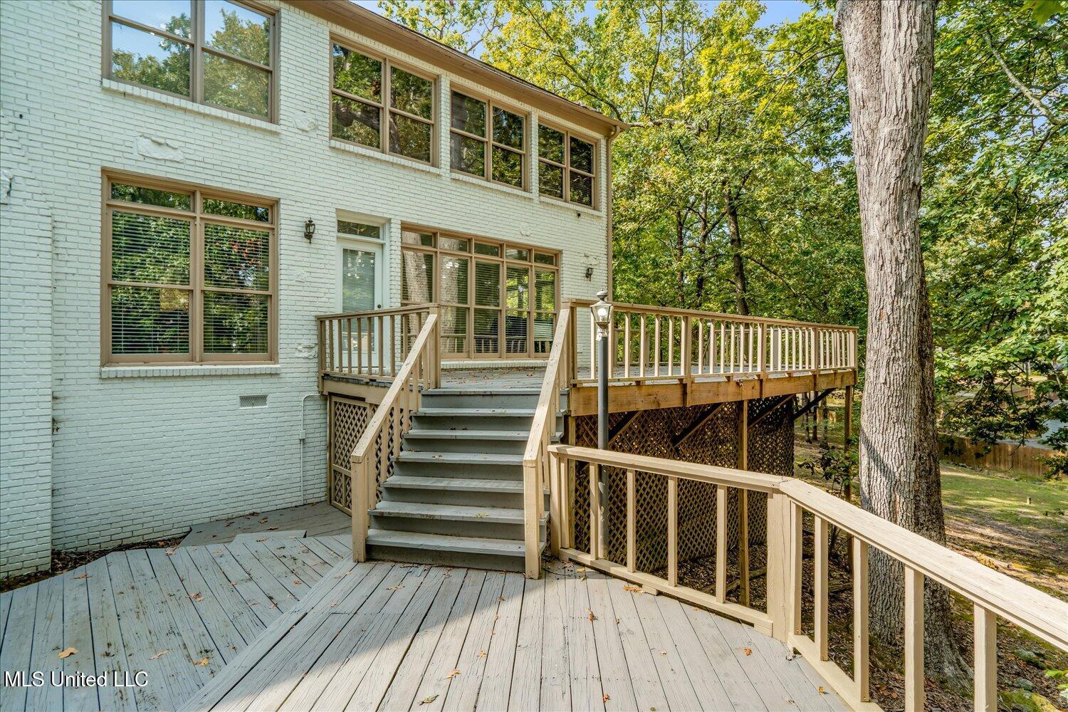 1590 Epping Forest Drive Property Photo 45