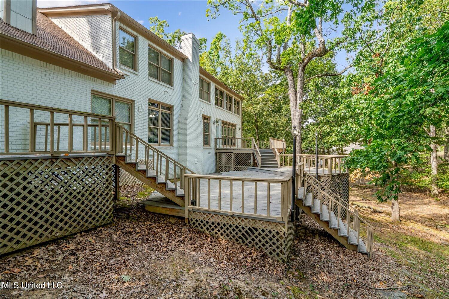 1590 Epping Forest Drive Property Photo 47