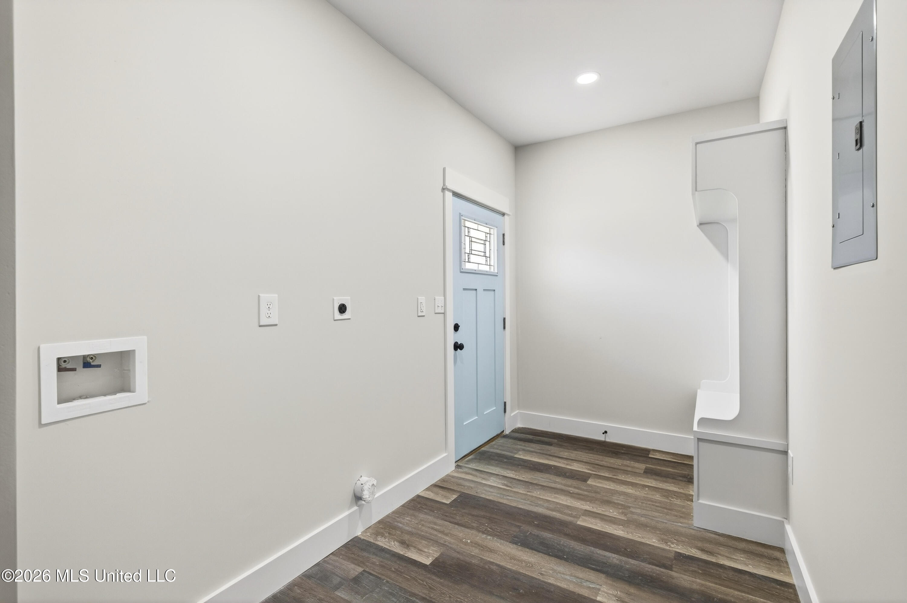 2041 Southern Avenue Property Photo 30