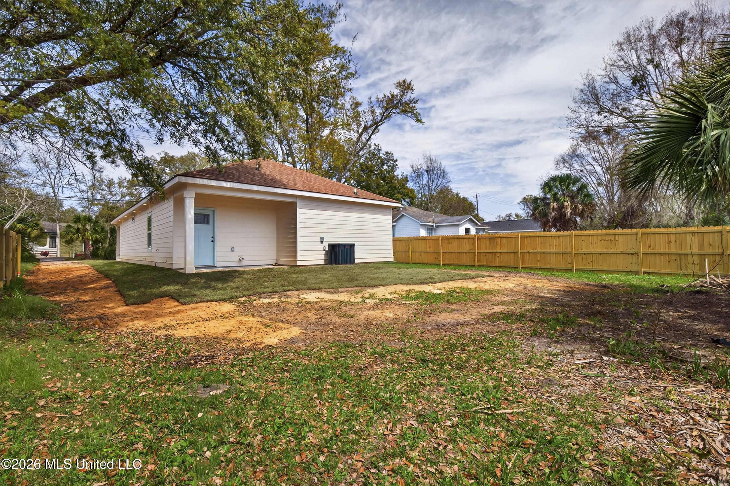 2041 Southern Avenue Property Photo 36