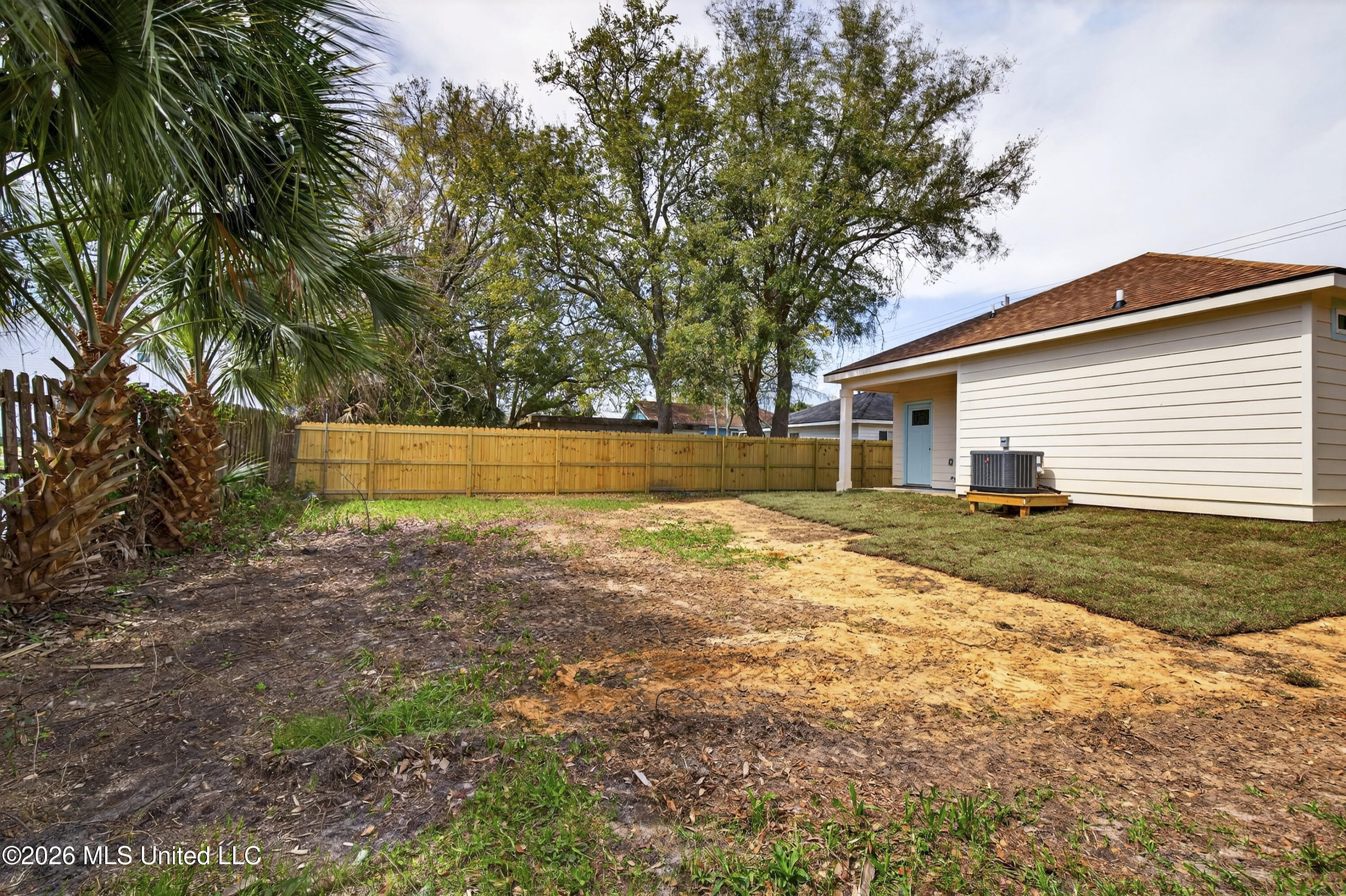 2041 Southern Avenue Property Photo 38