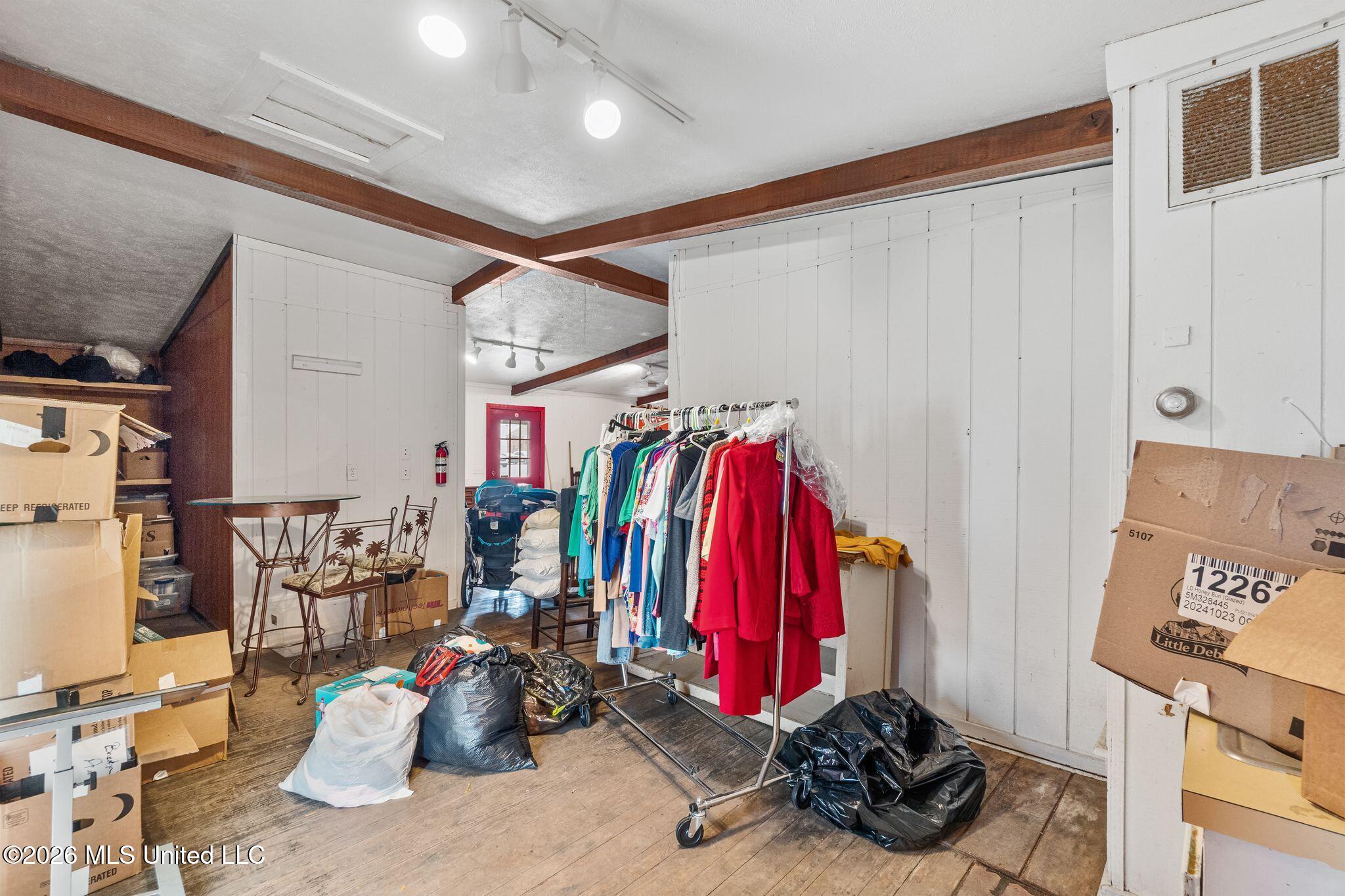 1629 Simpson Highway 149 Property Photo 10