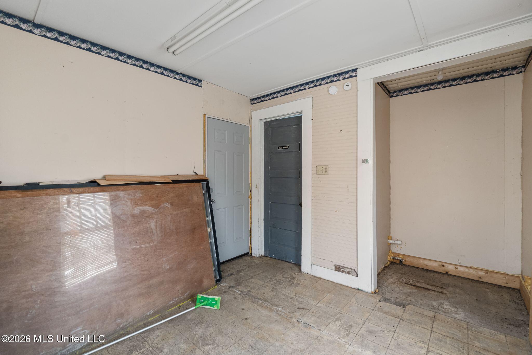 1629 Simpson Highway 149 Property Photo 15