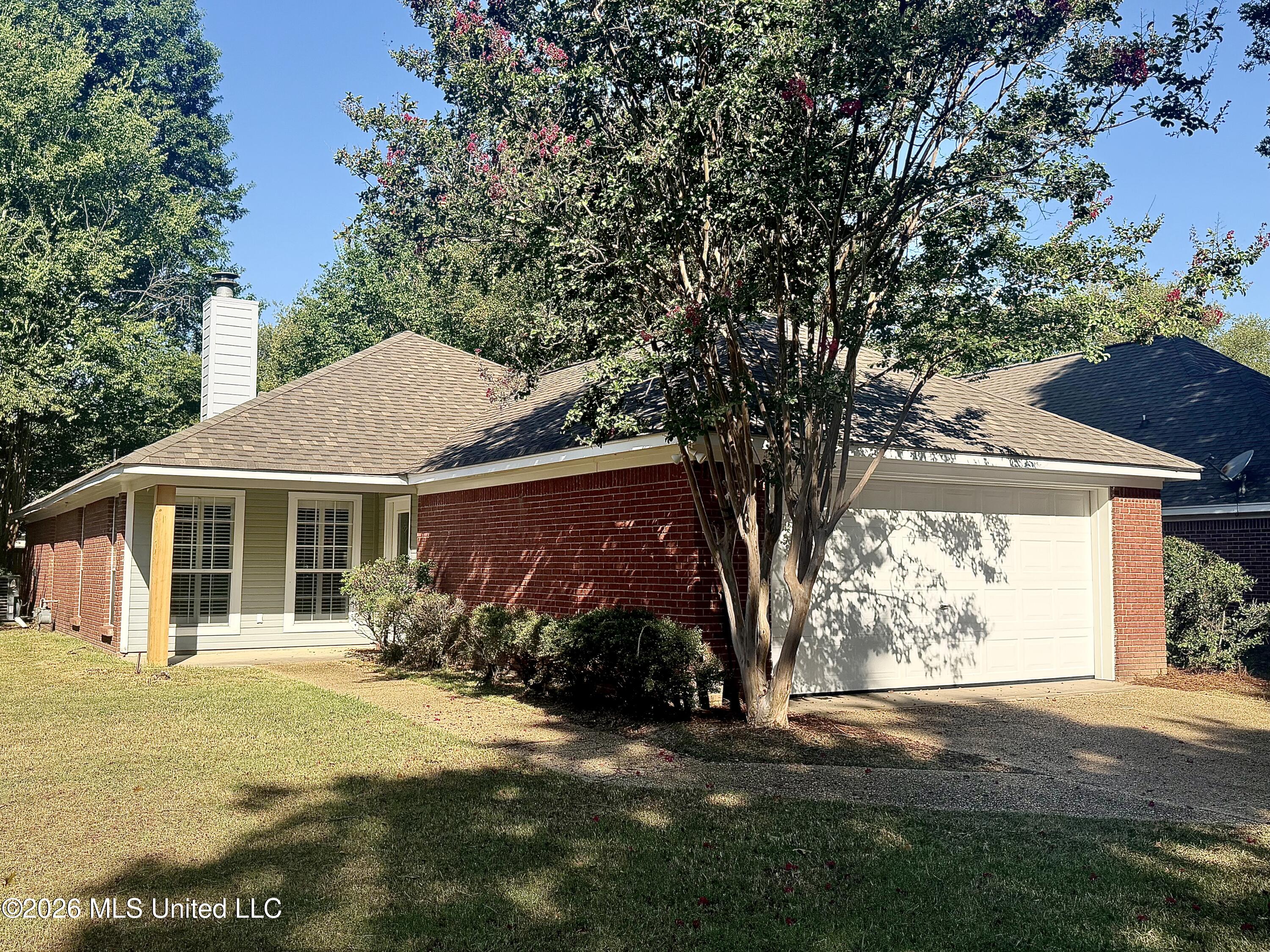 490 Brookstone Drive Property Photo 1