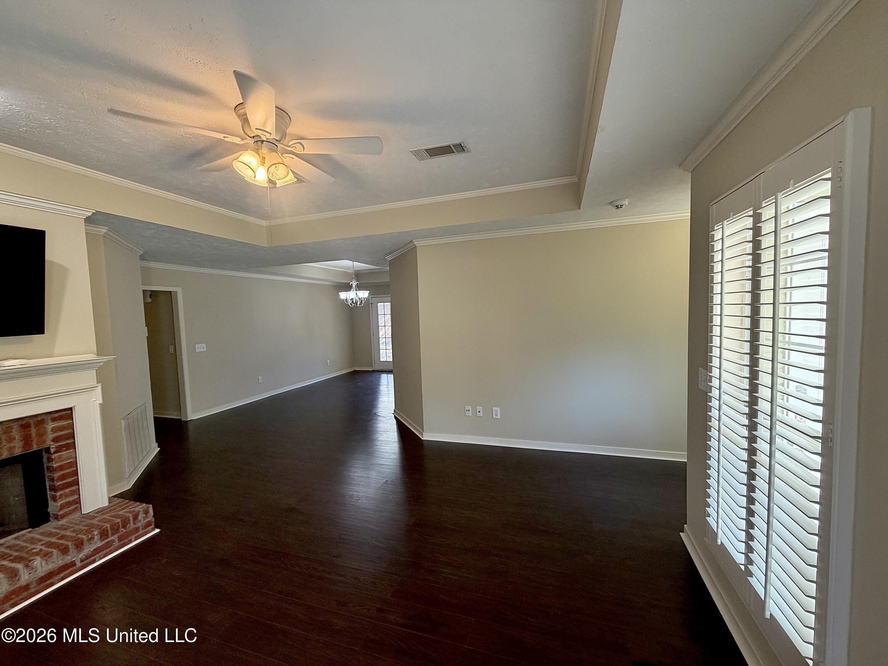 490 Brookstone Drive Property Photo 10