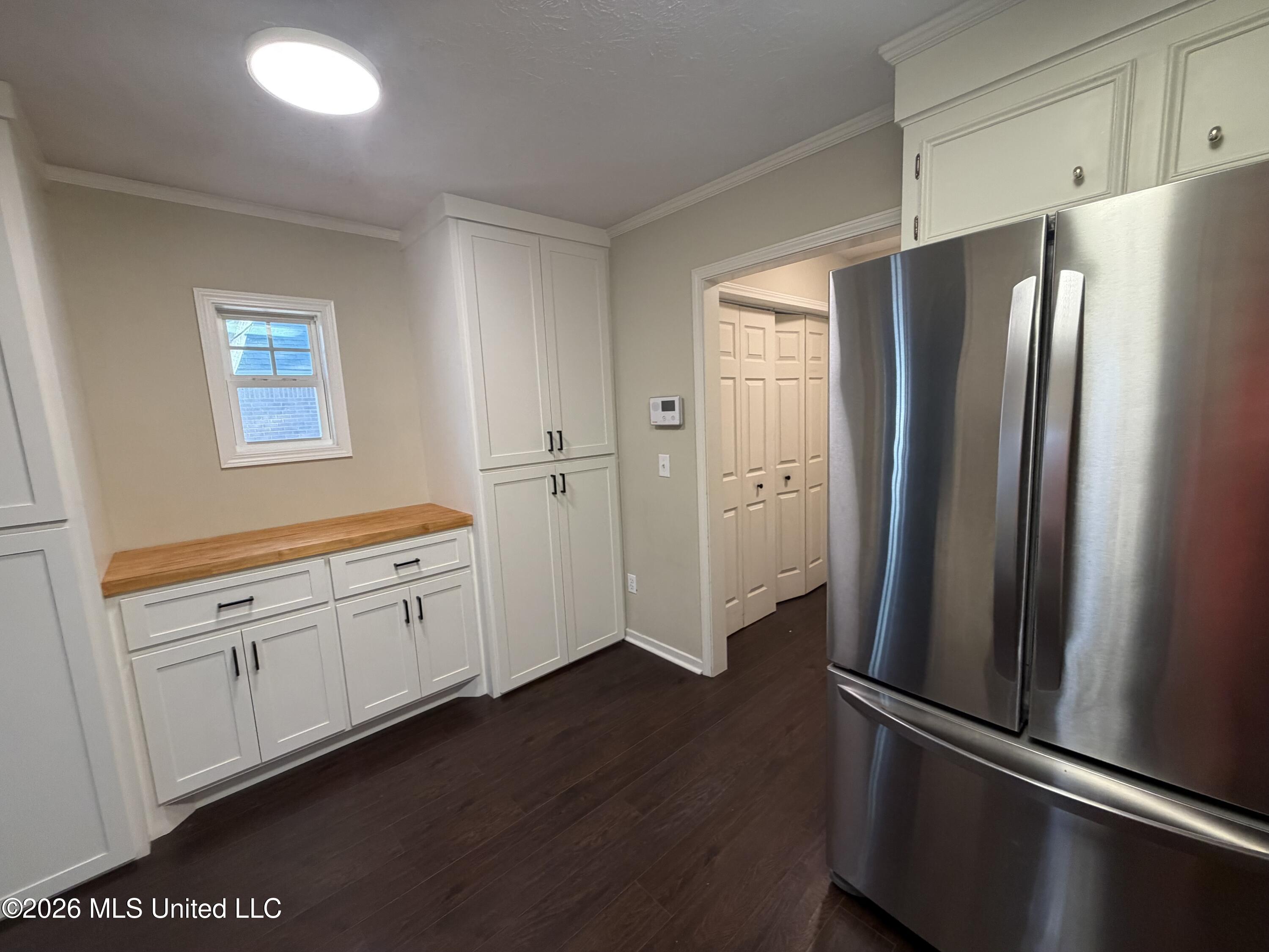 490 Brookstone Drive Property Photo 23
