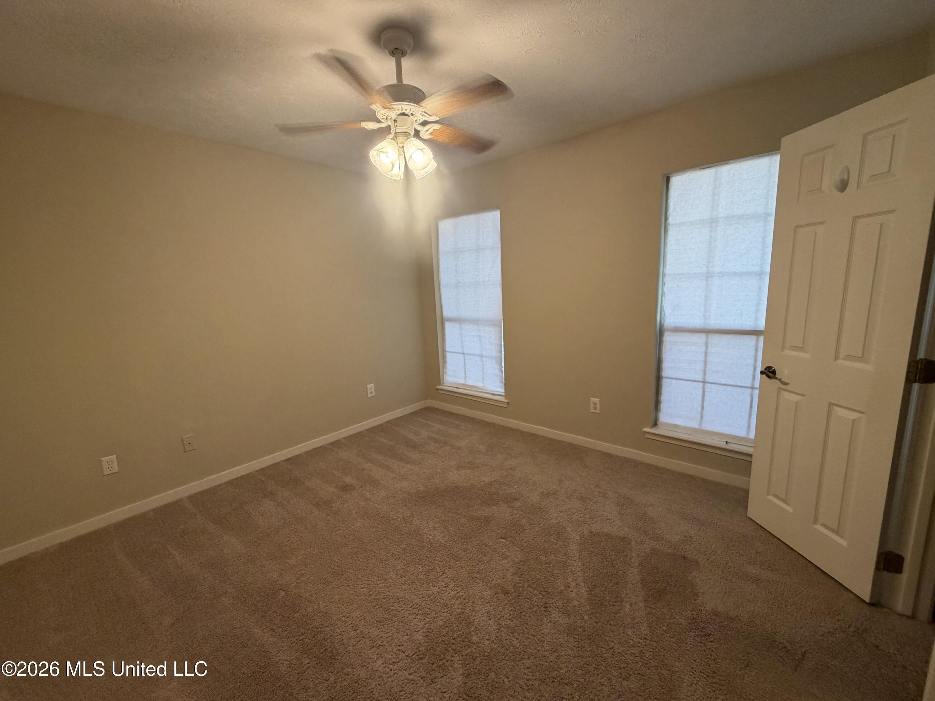 490 Brookstone Drive Property Photo 29