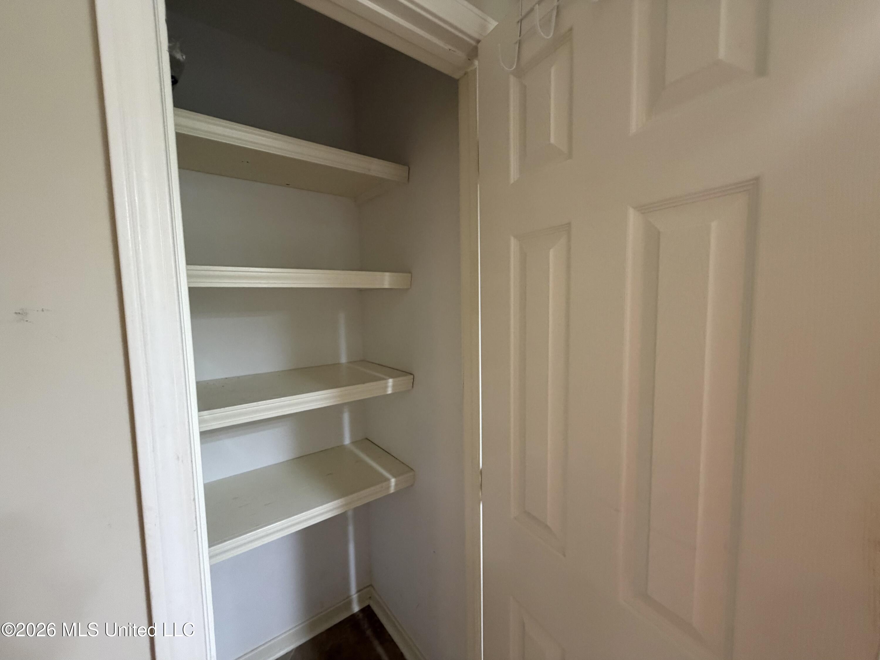 490 Brookstone Drive Property Photo 35
