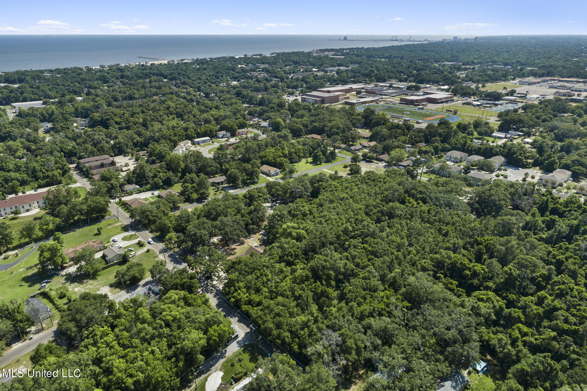 649 Tegarden Road Property Photo 4