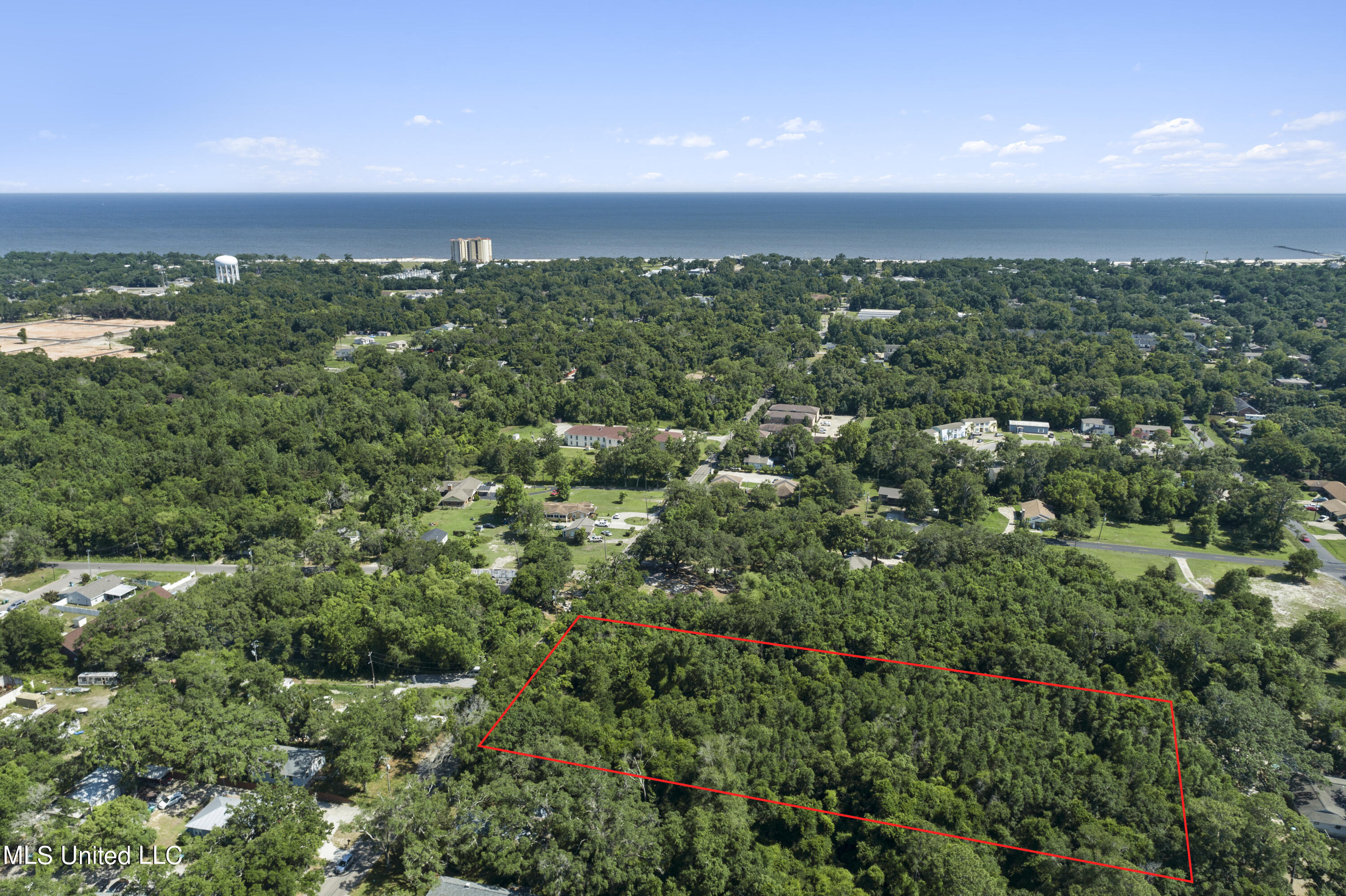 649 Tegarden Road Property Photo 10
