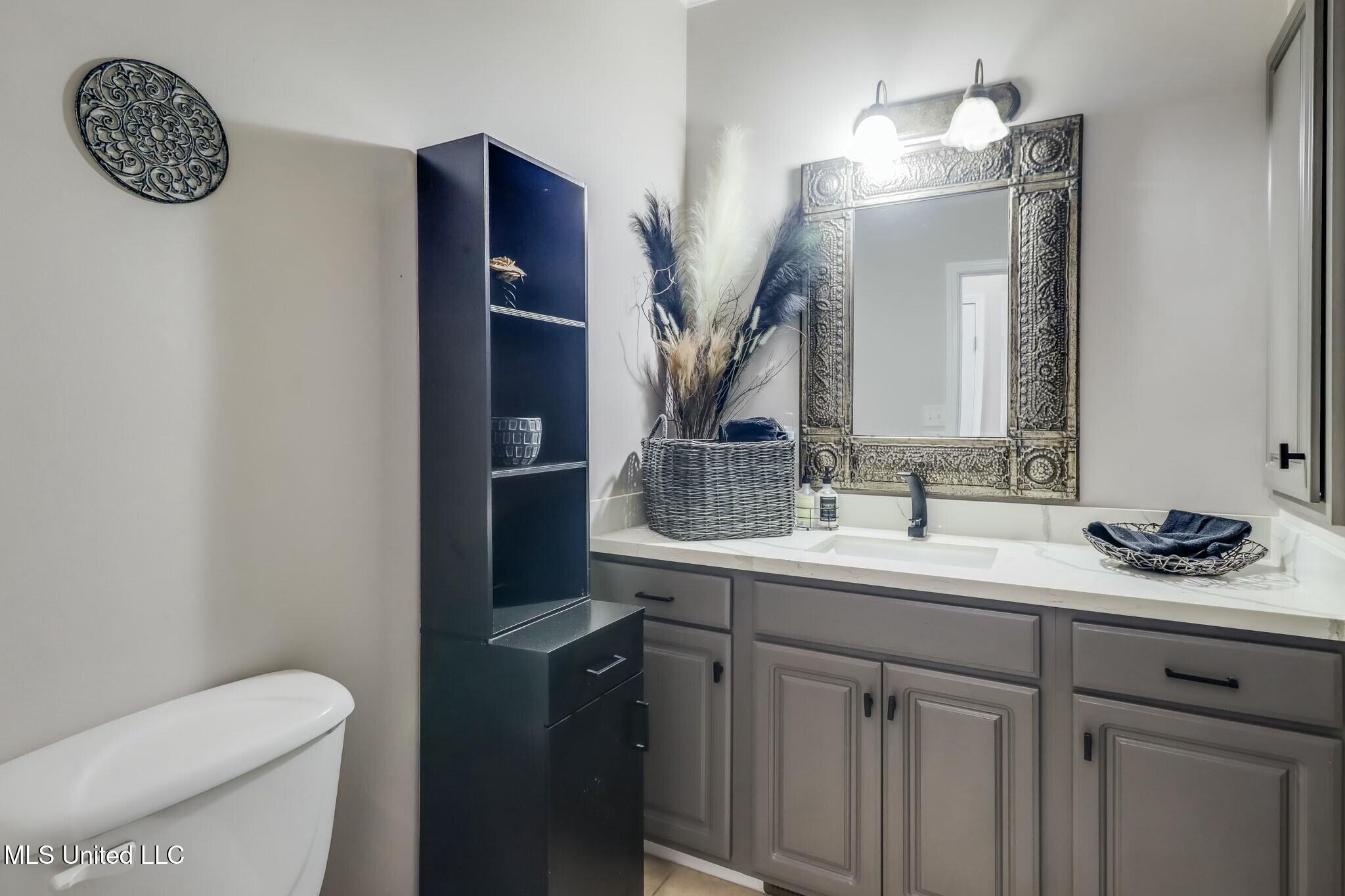 1515 E Beach Boulevard Property Photo 13