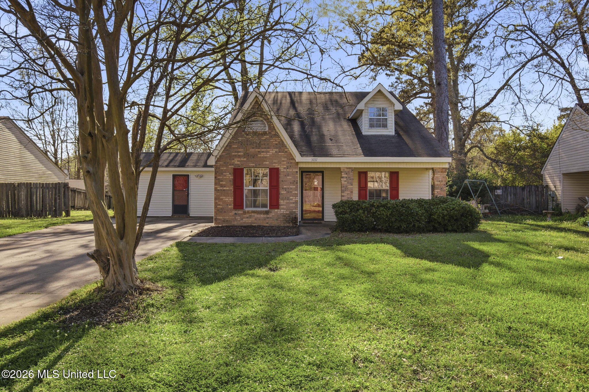 3037 Willow Drive Property Photo 1