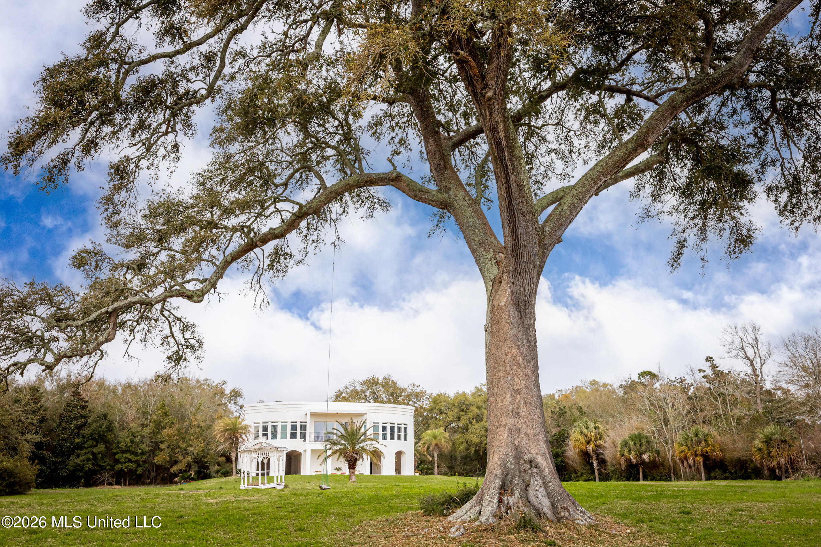 9713 Point Aux Chenes Road Property Photo 8