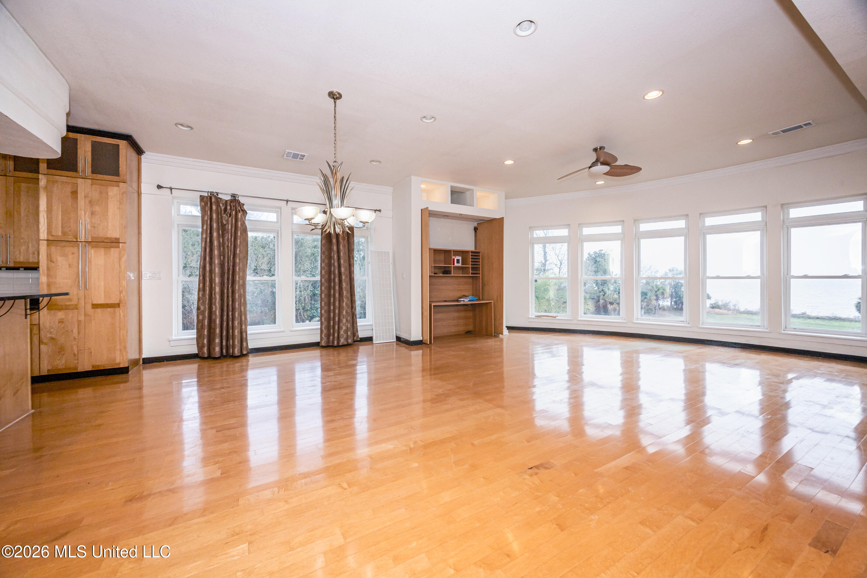 9713 Point Aux Chenes Road Property Photo 18