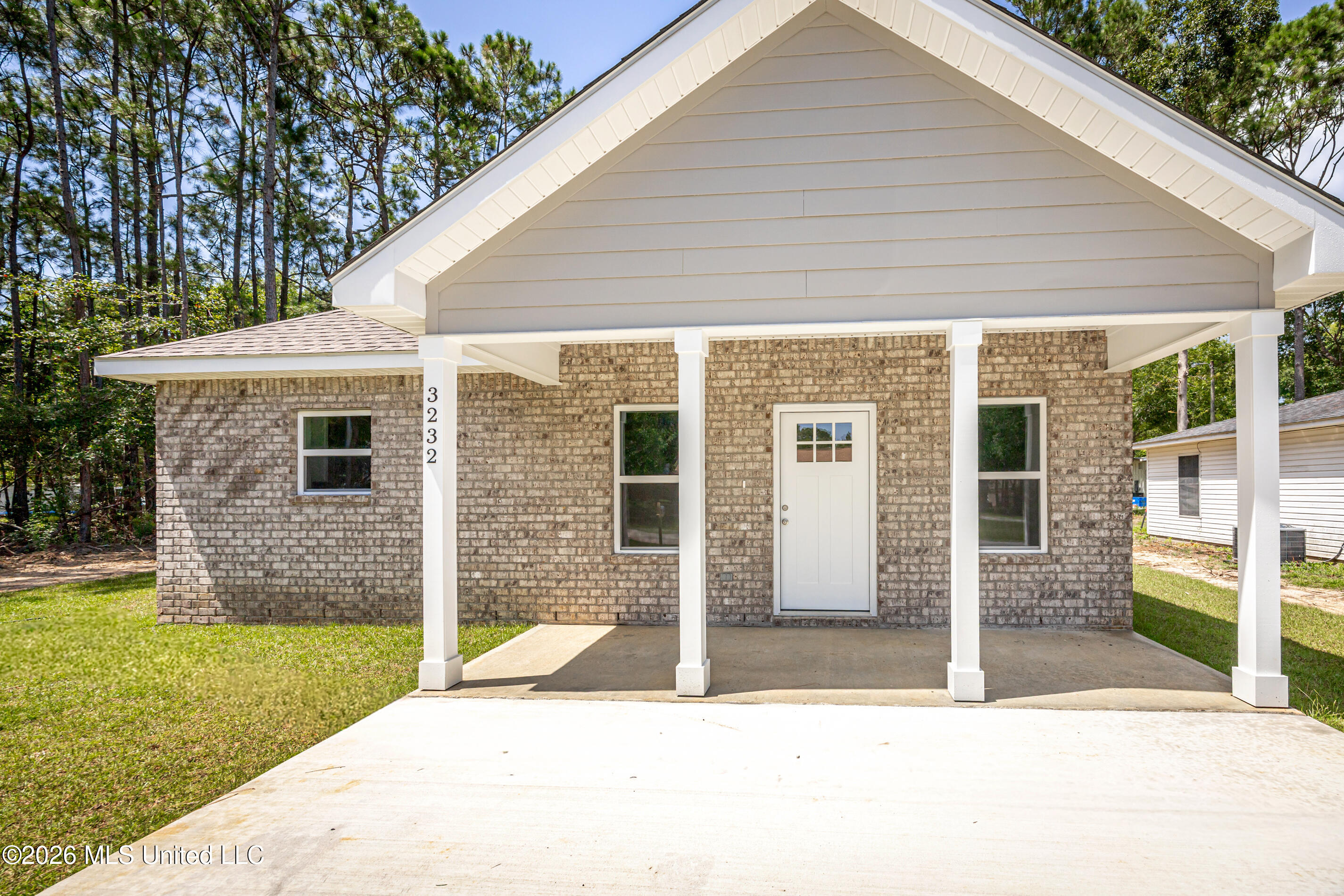 3232 Grouper Road