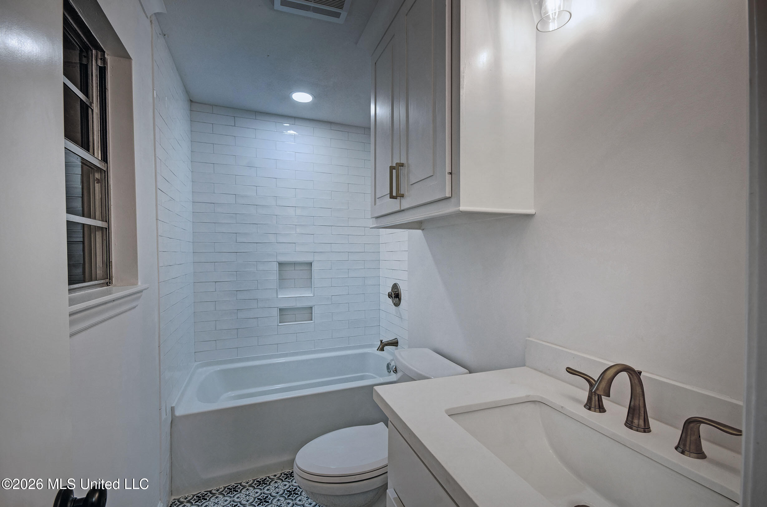 455 Armour Drive Property Photo 16