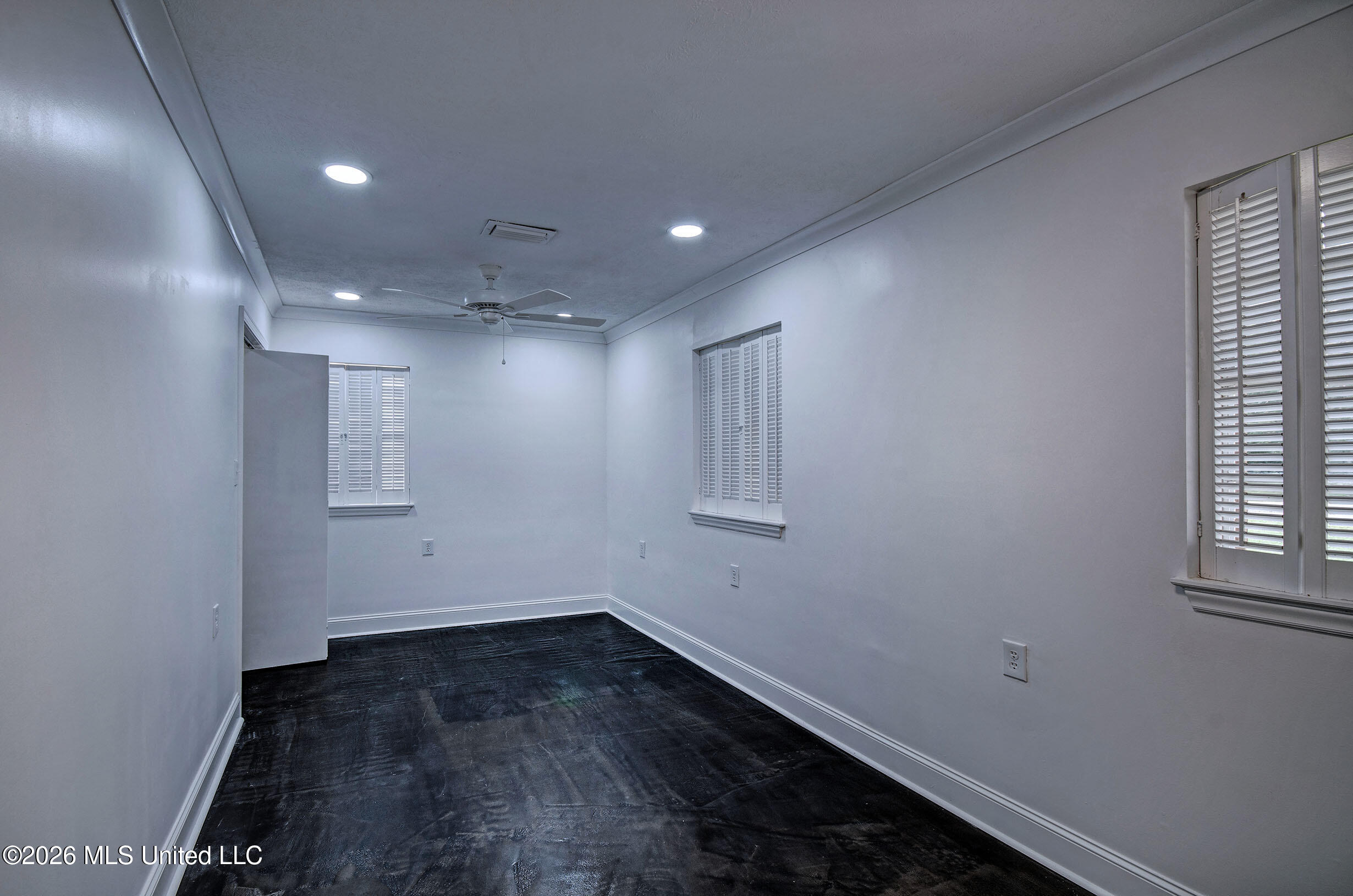 455 Armour Drive Property Photo 18