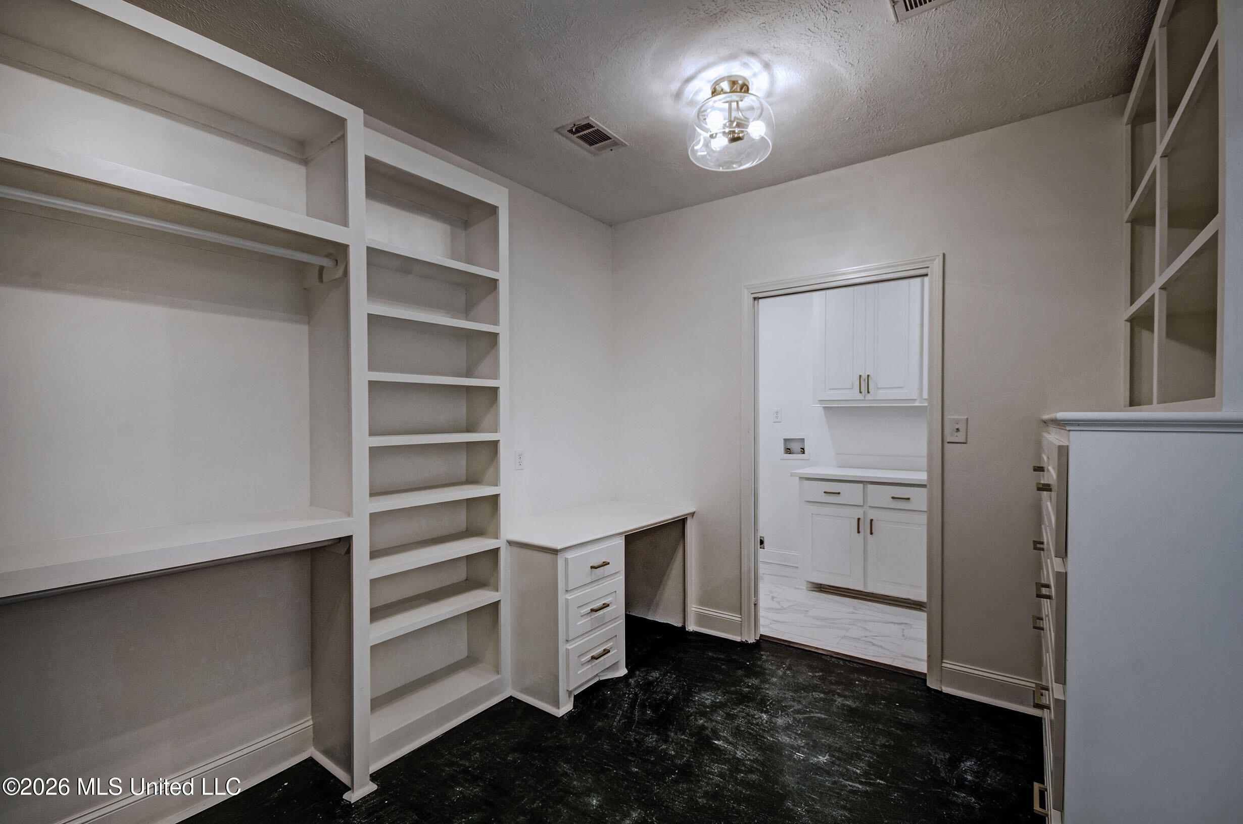 455 Armour Drive Property Photo 36
