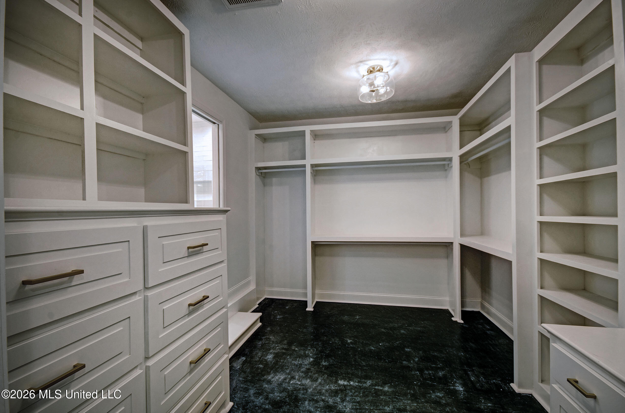 455 Armour Drive Property Photo 38