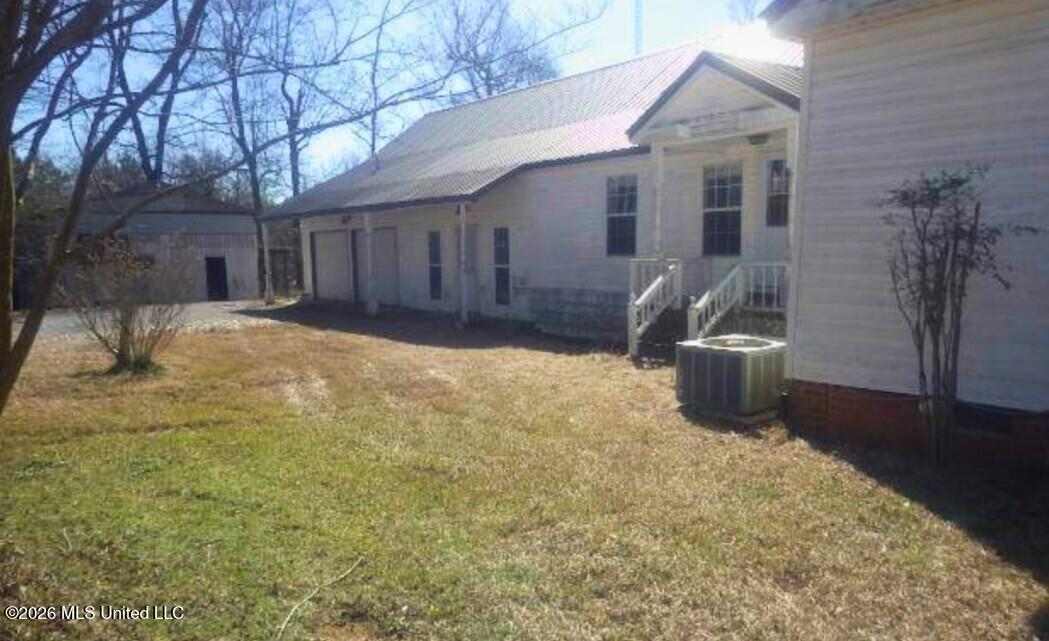 8950 Highway 35 S Property Photo 14