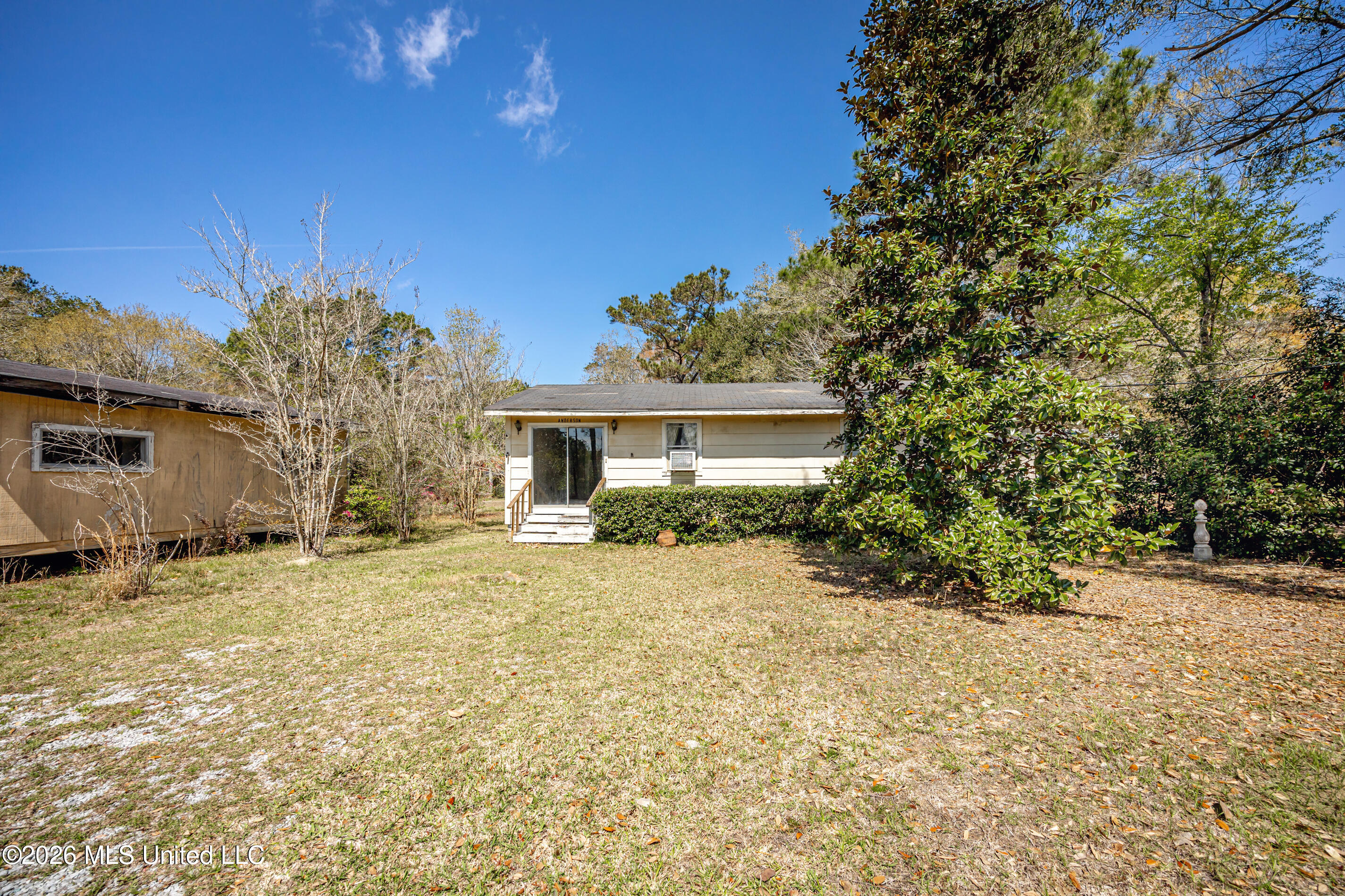 14804 Parker Road Property Photo 4