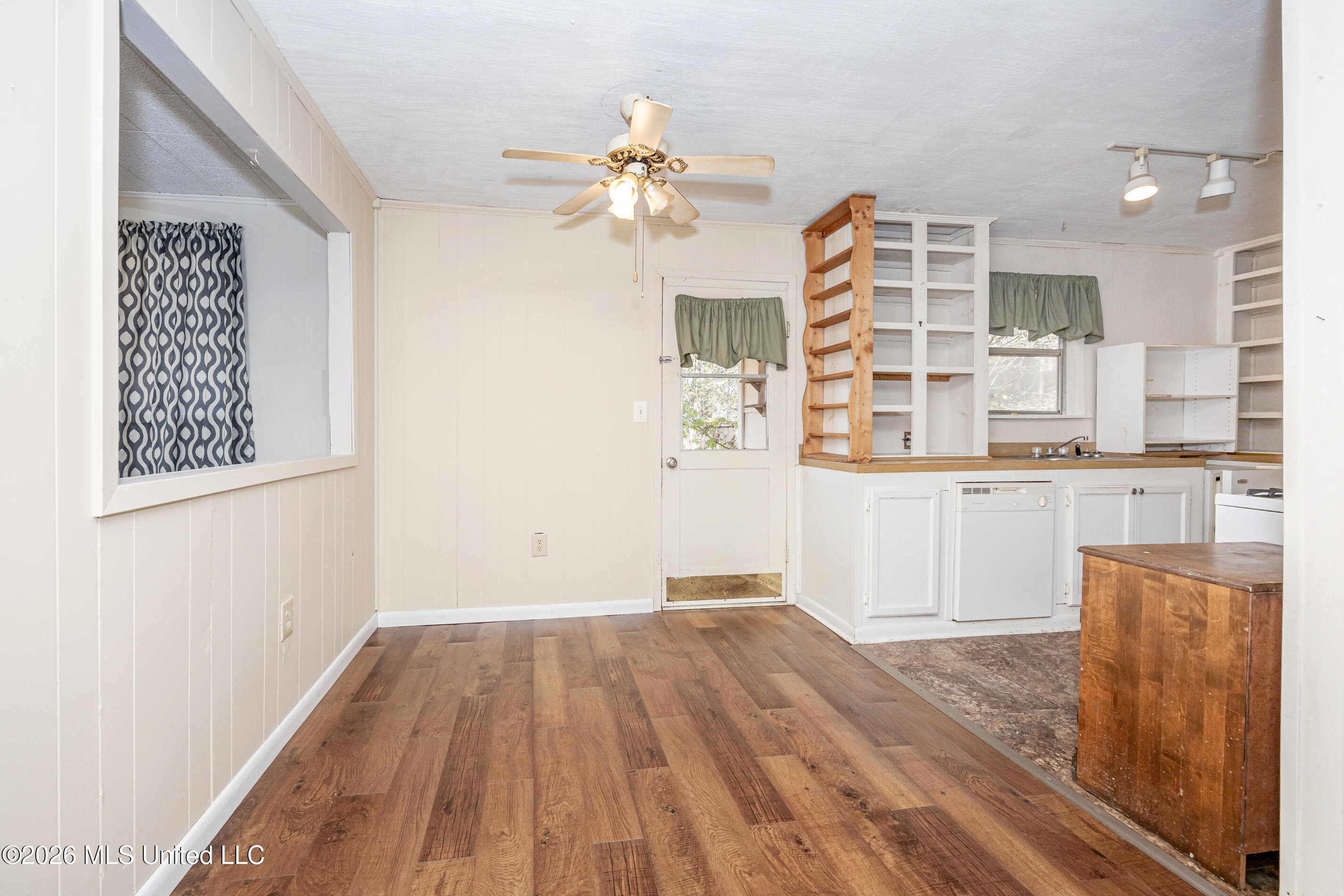 14804 Parker Road Property Photo 20