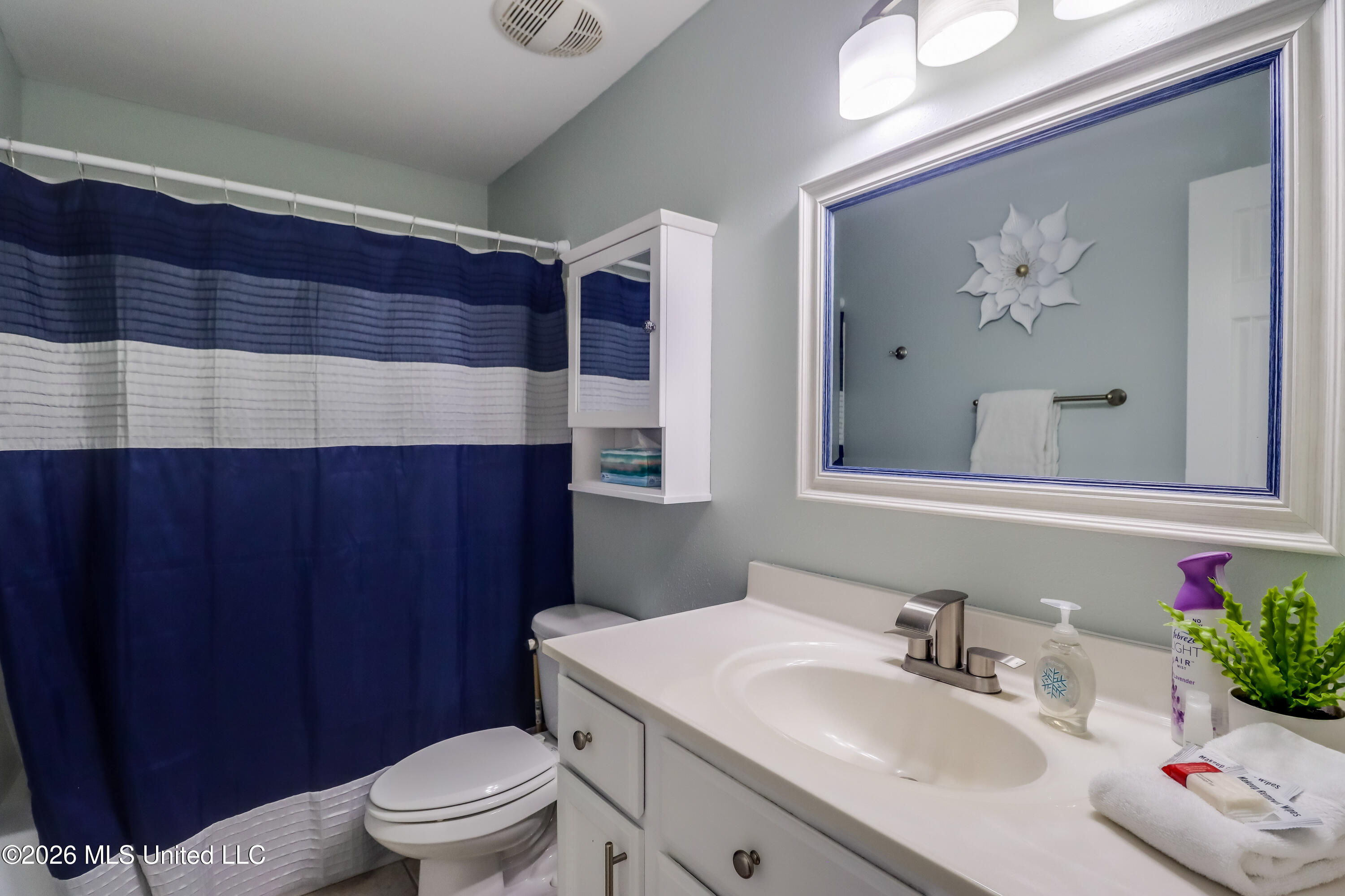 1664 Beach Boulevard Property Photo 7