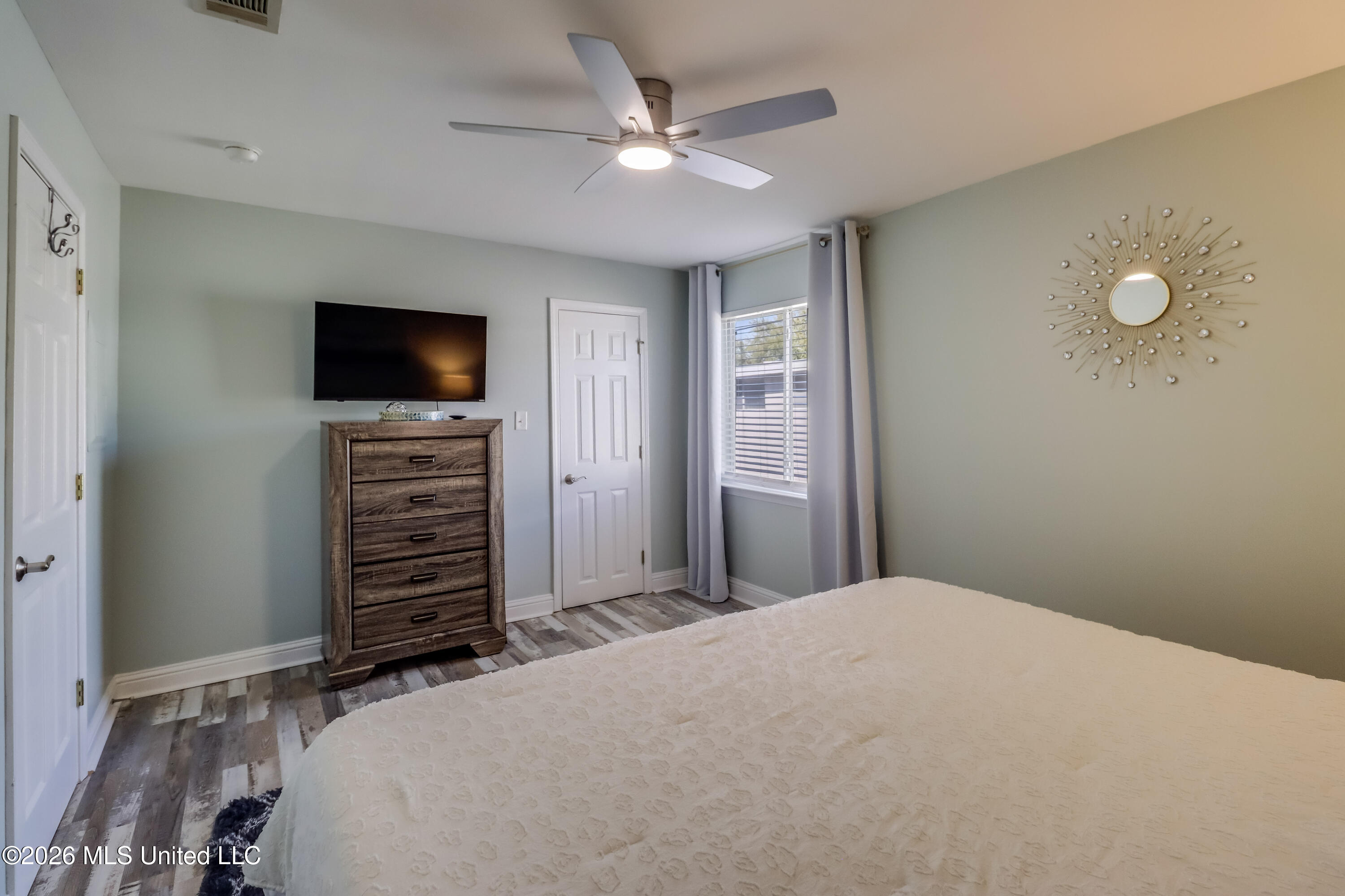 1664 Beach Boulevard Property Photo 9