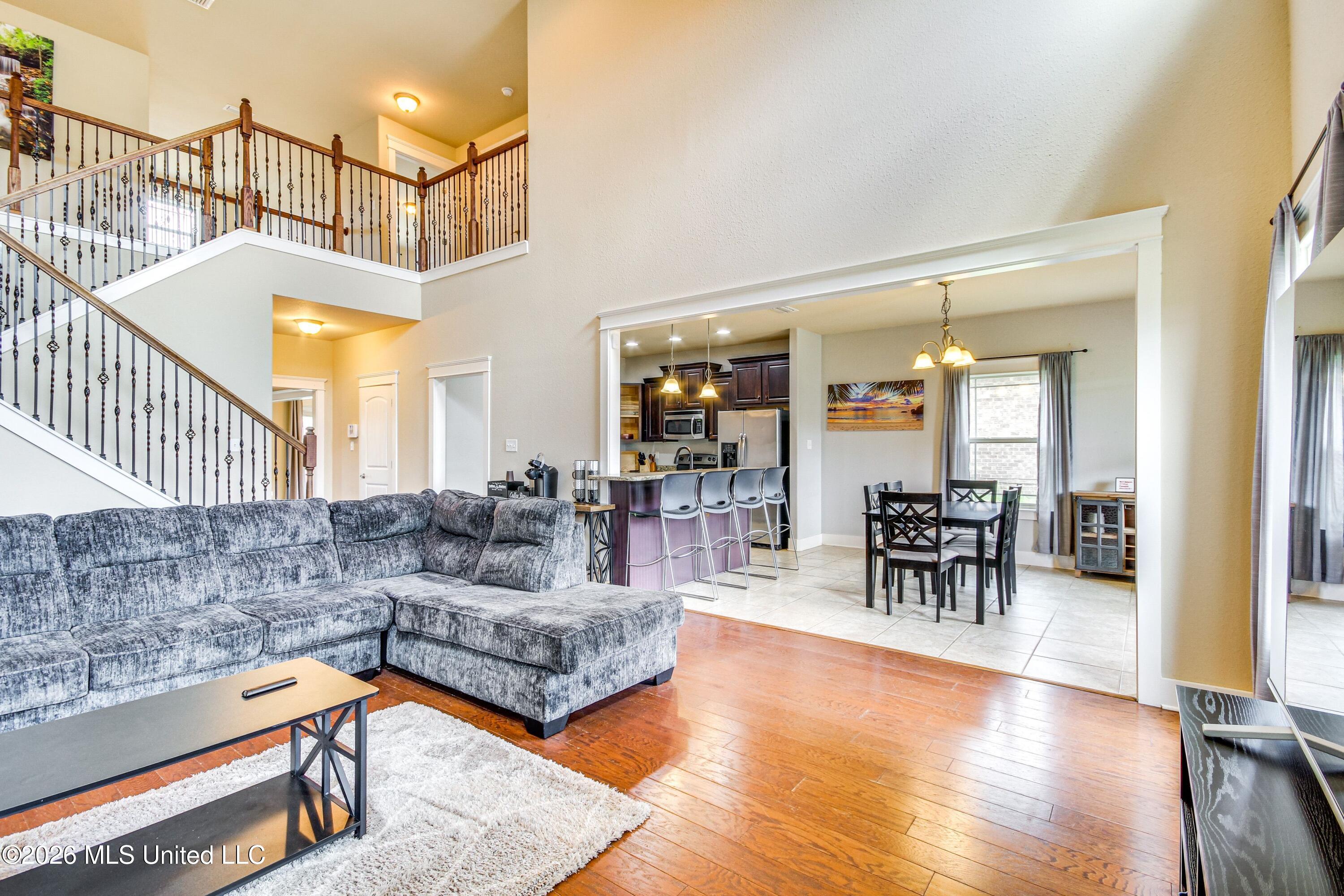 10280 Hutter Road Property Photo 3