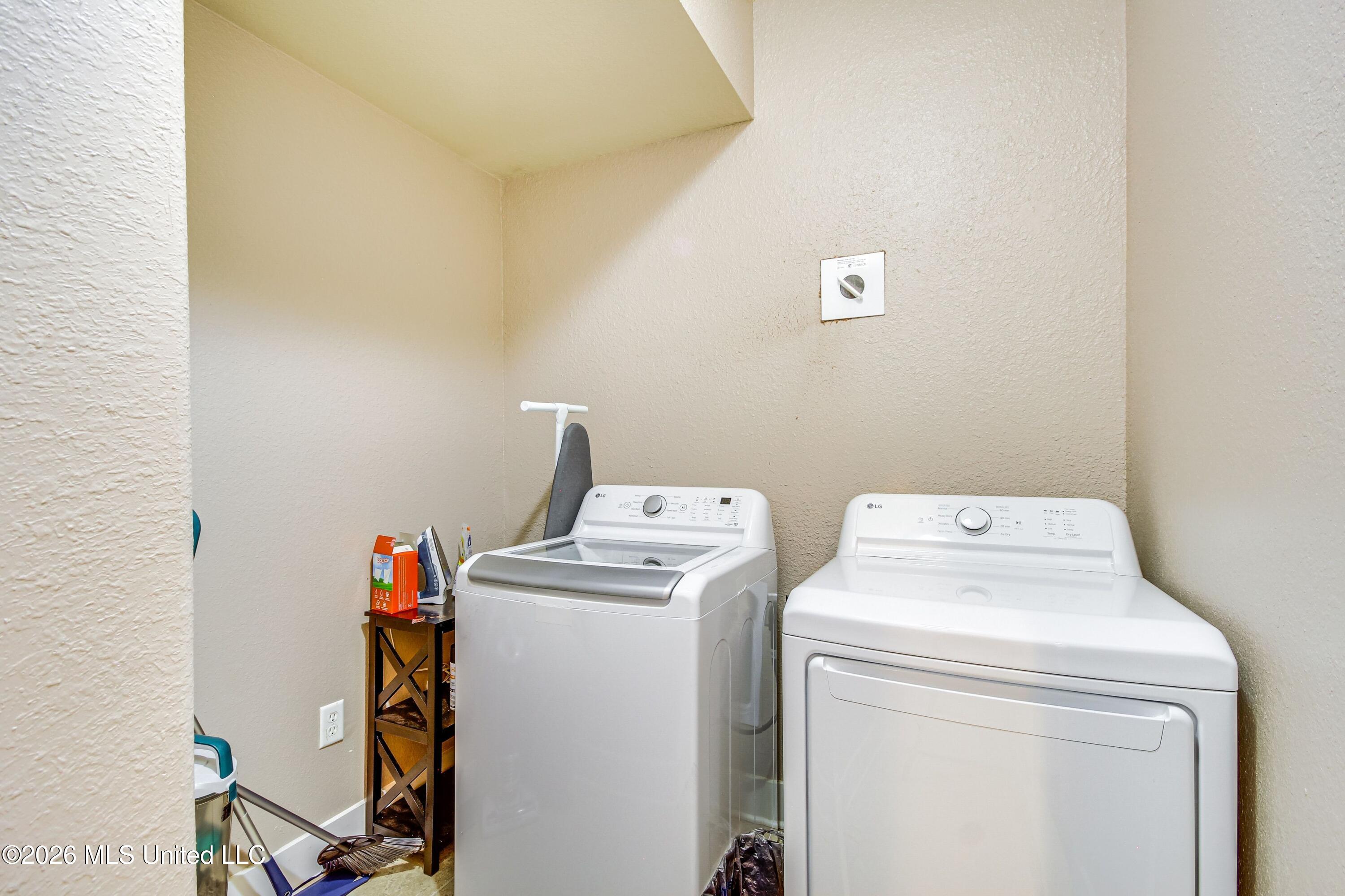 10280 Hutter Road Property Photo 28