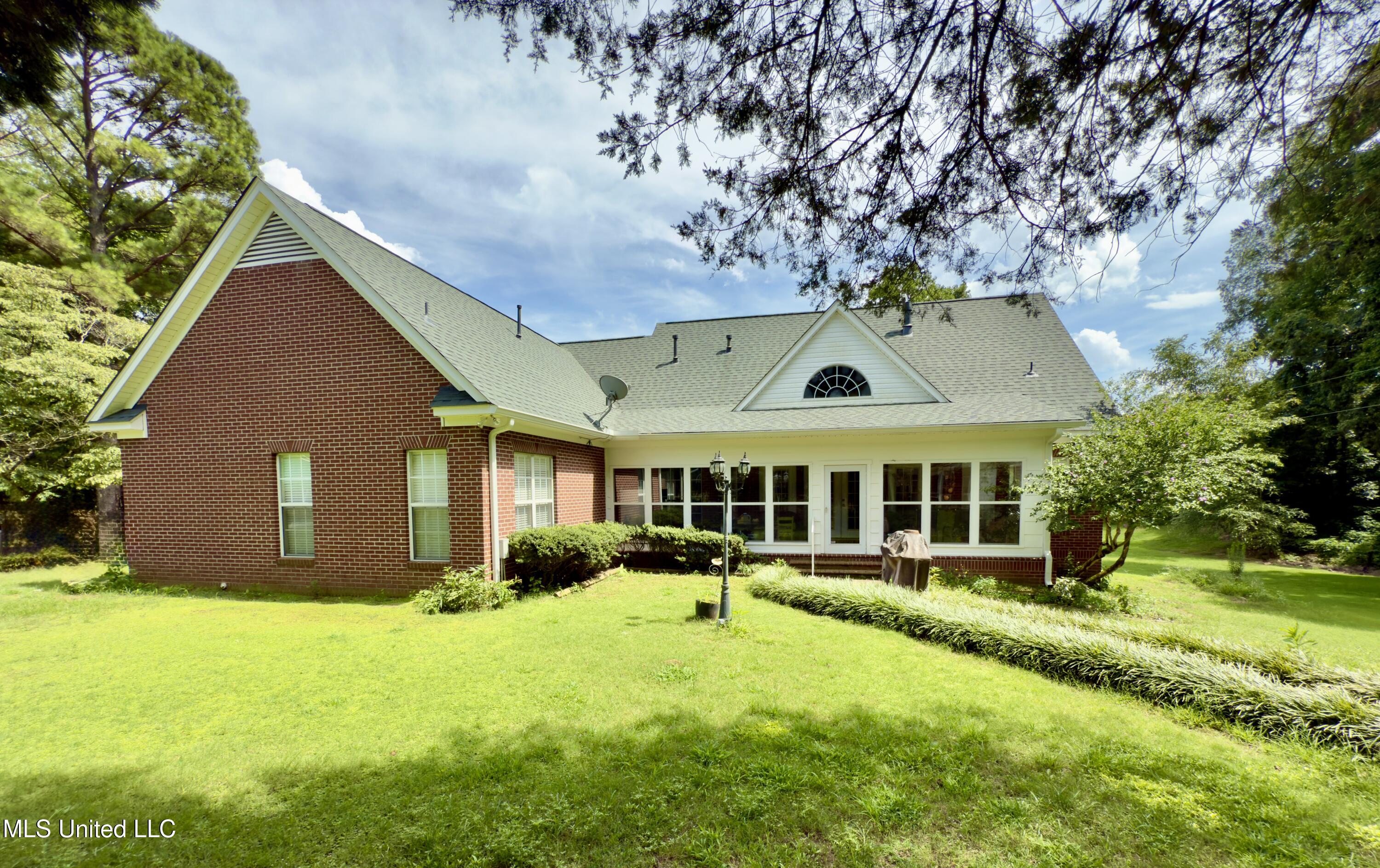 19 Peel Lane Property Photo 26