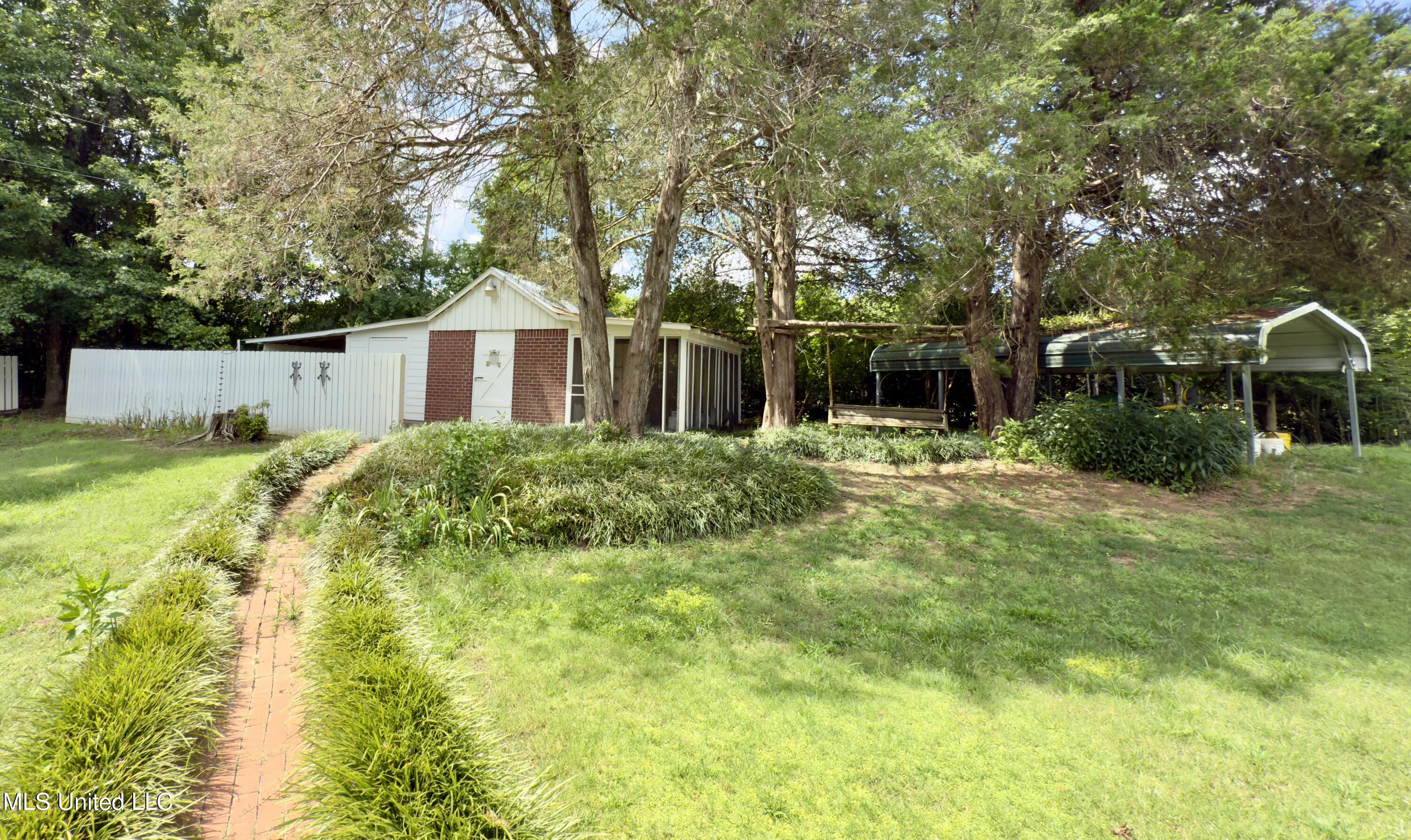 19 Peel Lane Property Photo 27