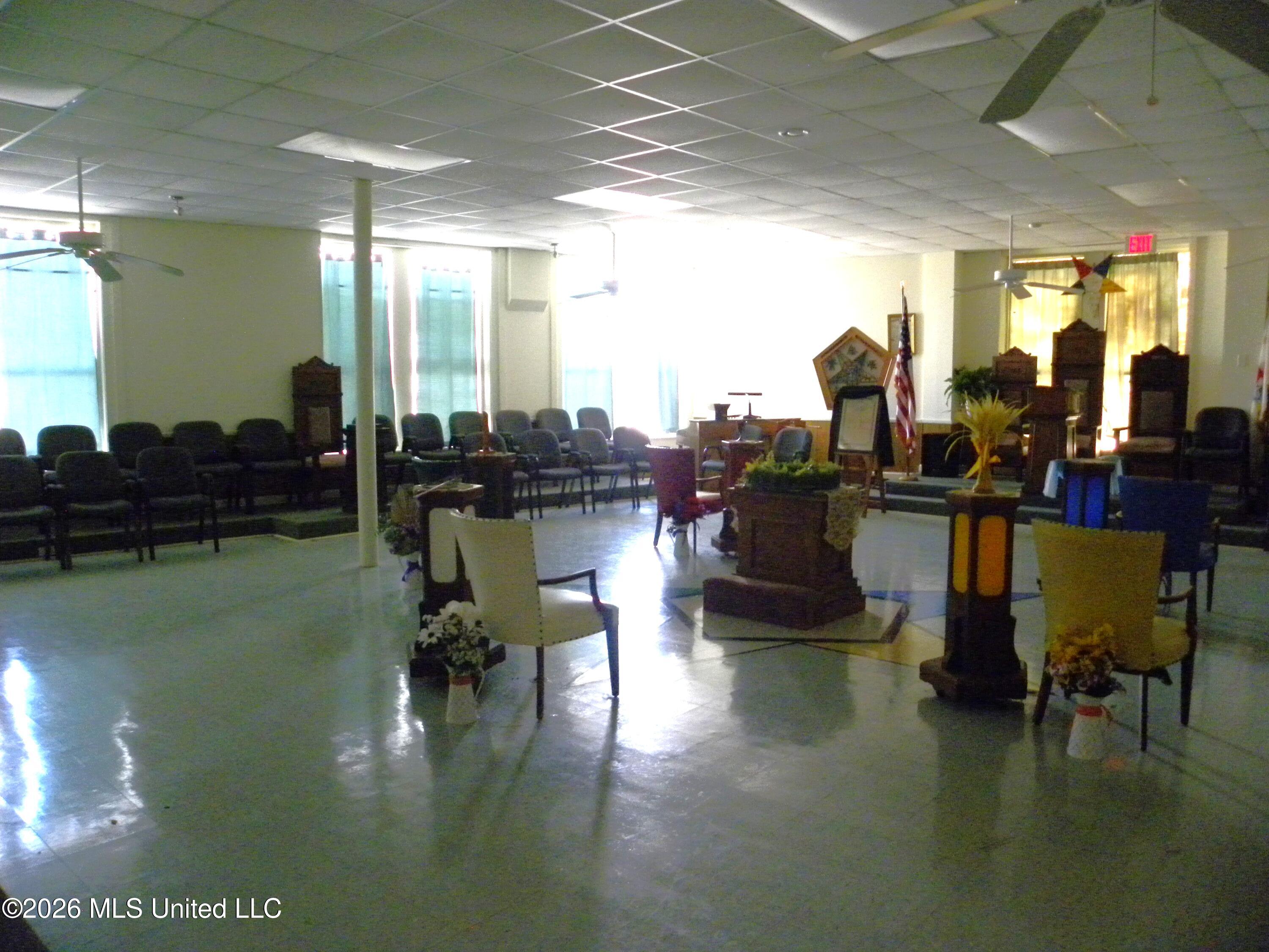 713 Howard Avenue Property Photo 11