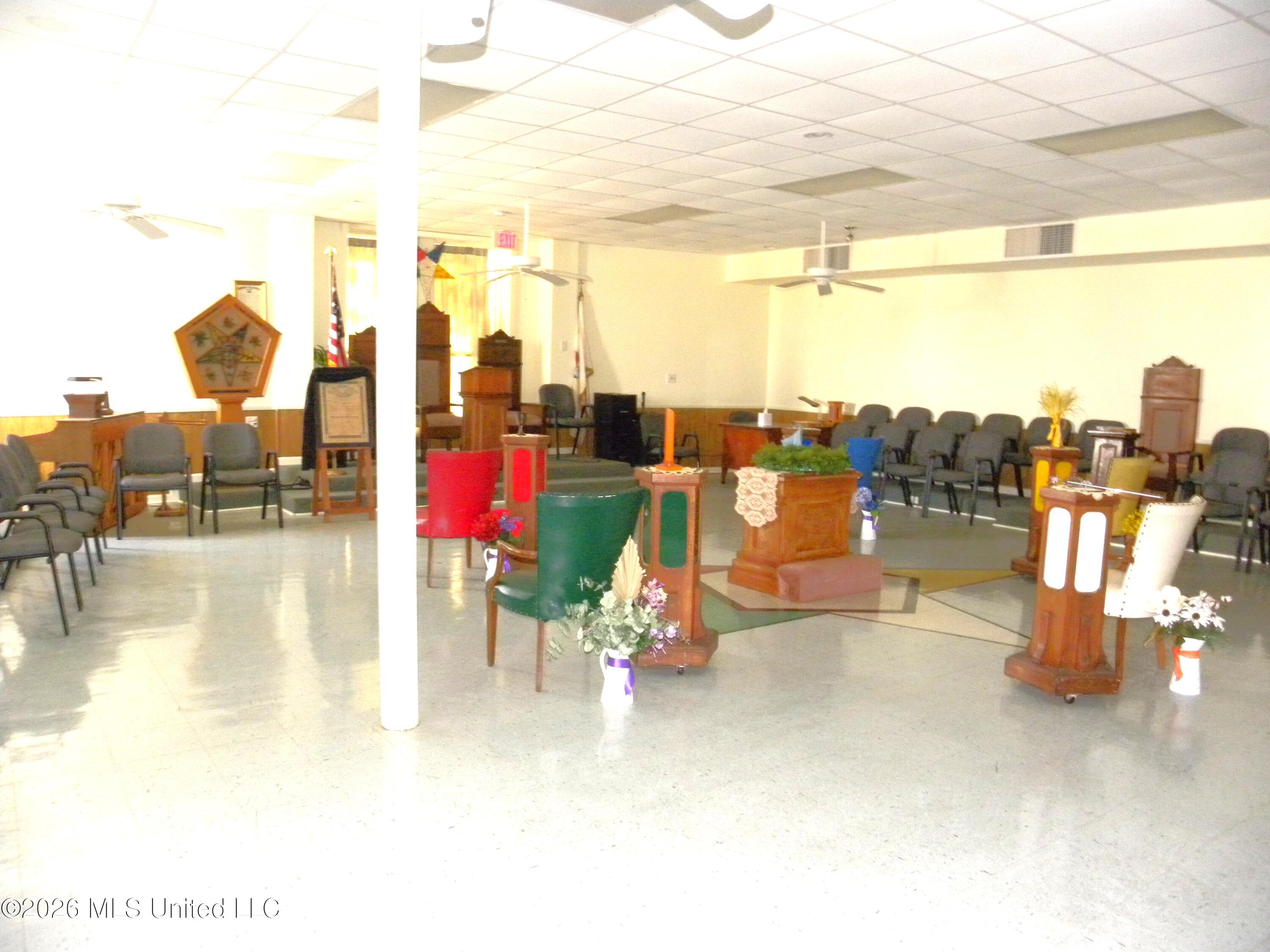 713 Howard Avenue Property Photo 12