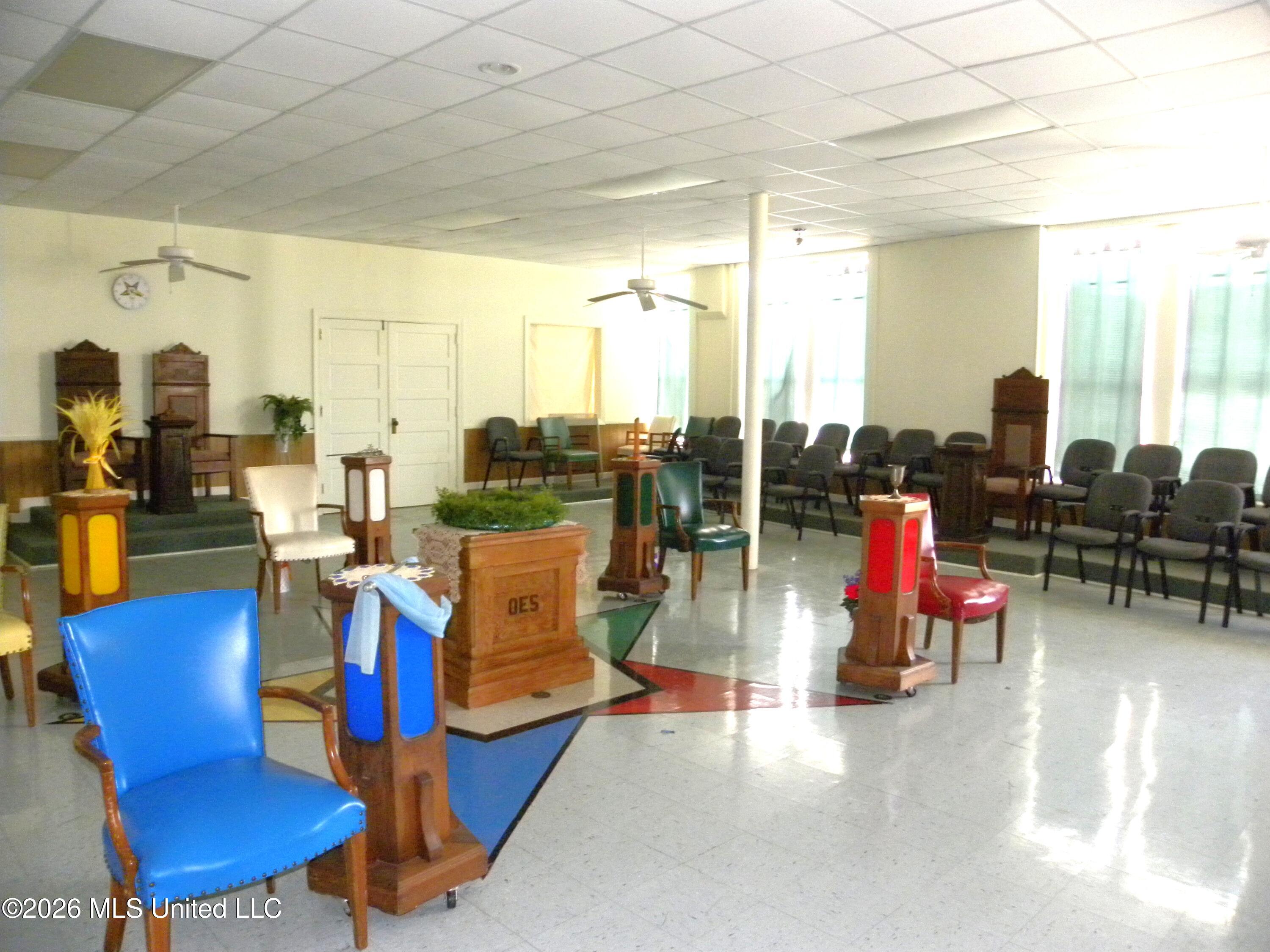 713 Howard Avenue Property Photo 14