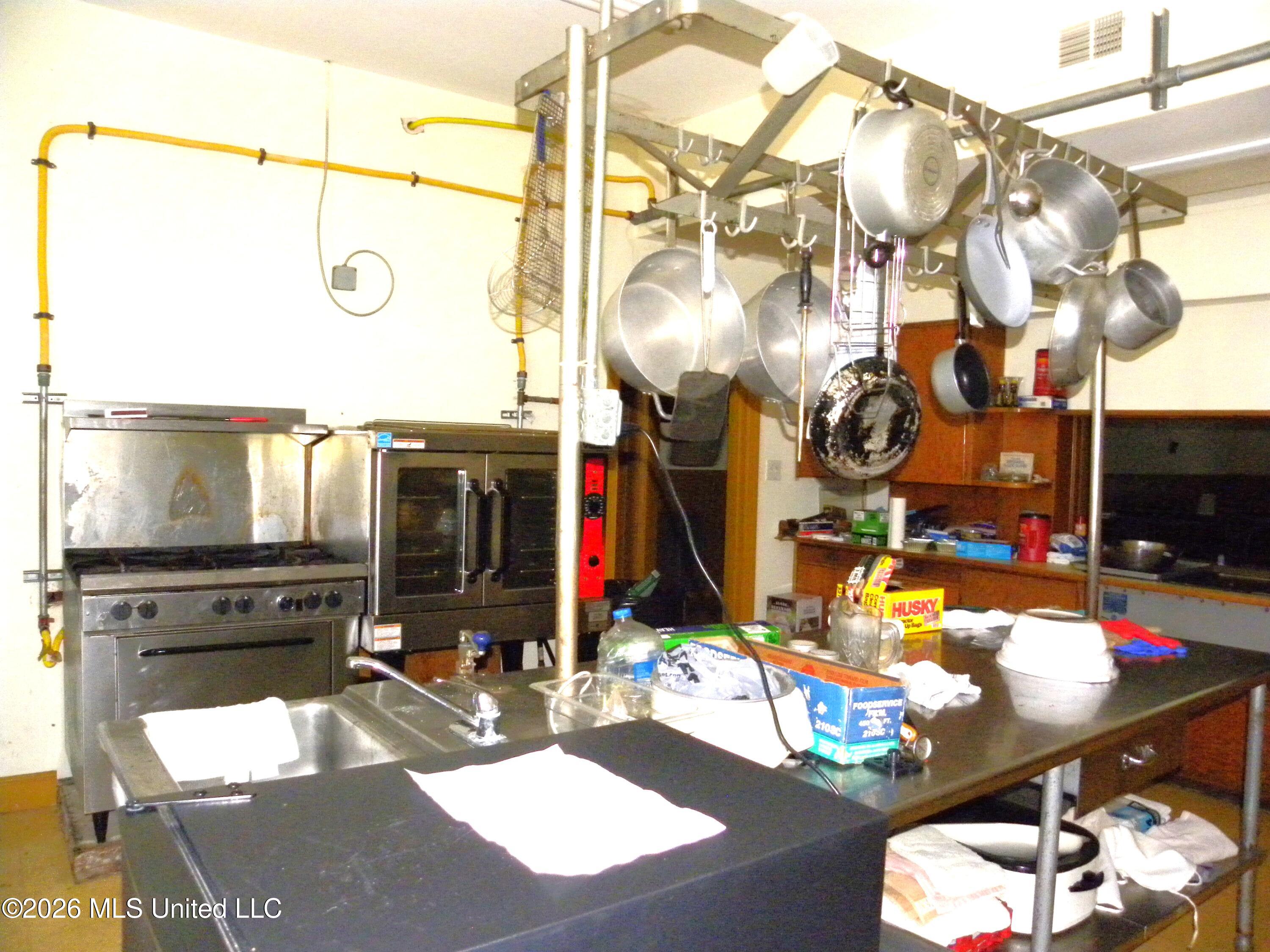 713 Howard Avenue Property Photo 17
