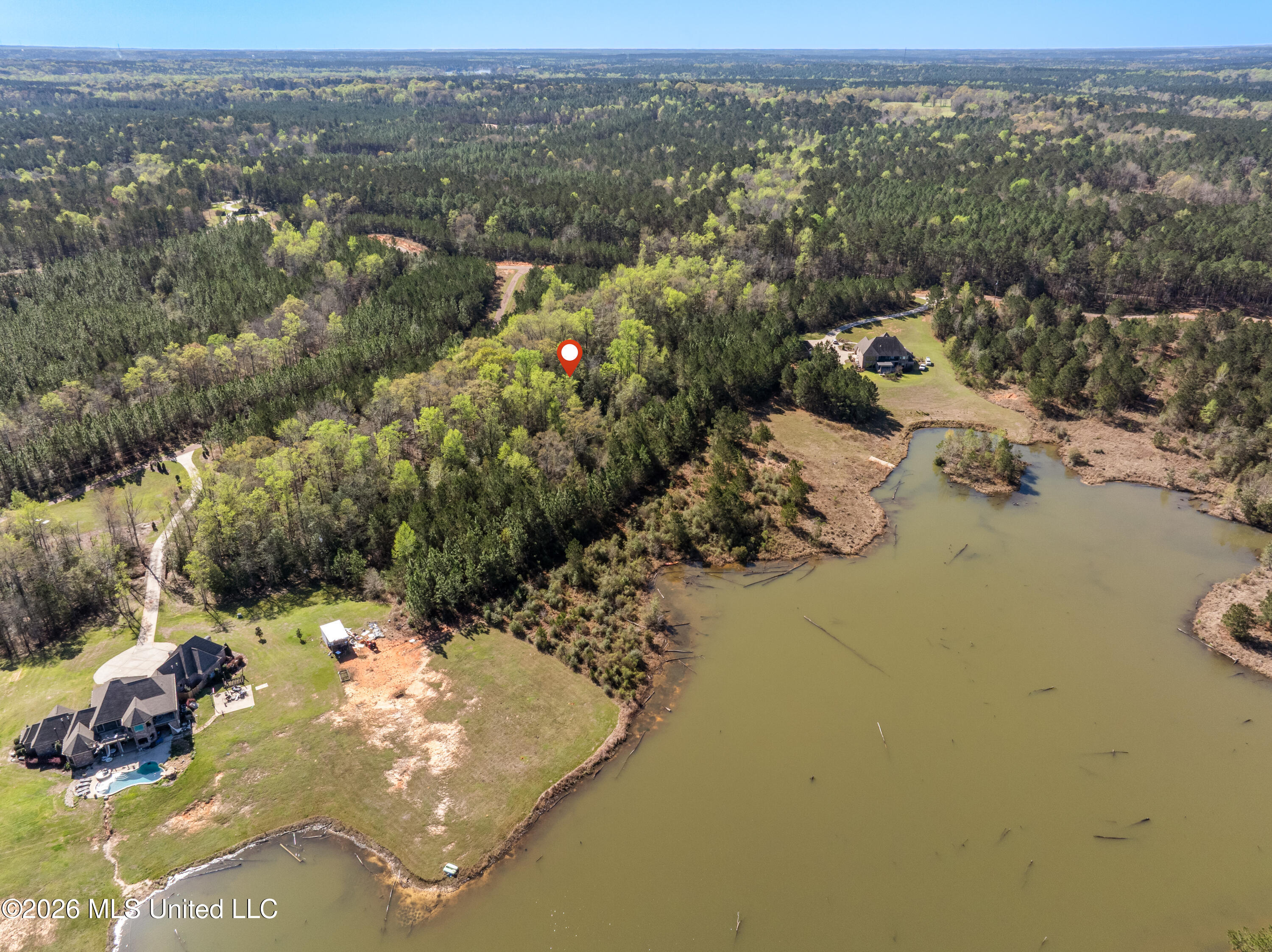 0 Fairwinds Path Property Photo 8